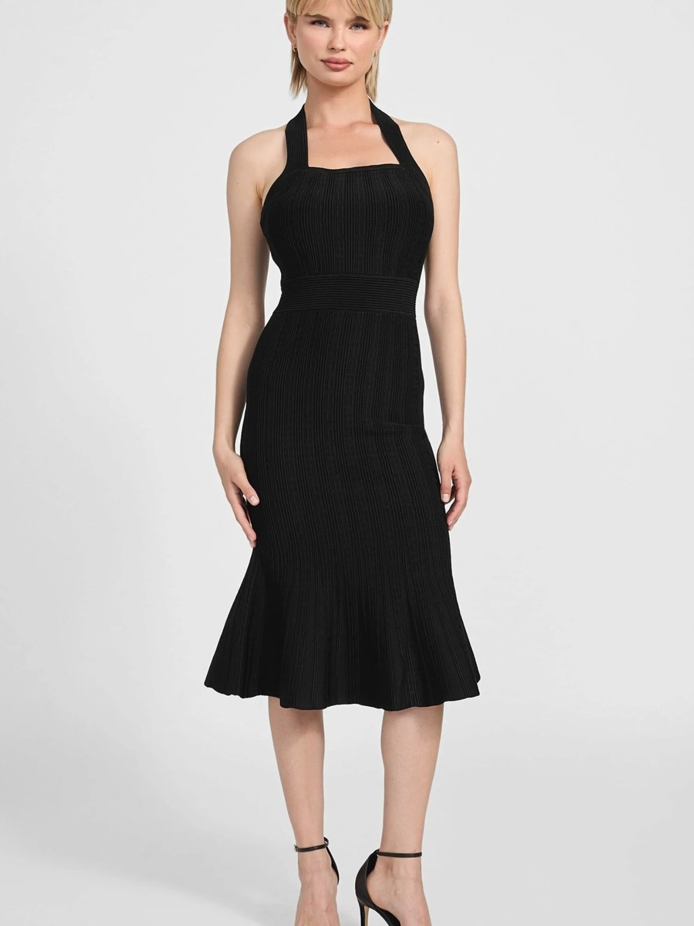 Сукні GUESS модель W5YK39.Z2XY0;JBLK Сукні GUESS модель W5YK39.Z2XY0;JBLK Фото