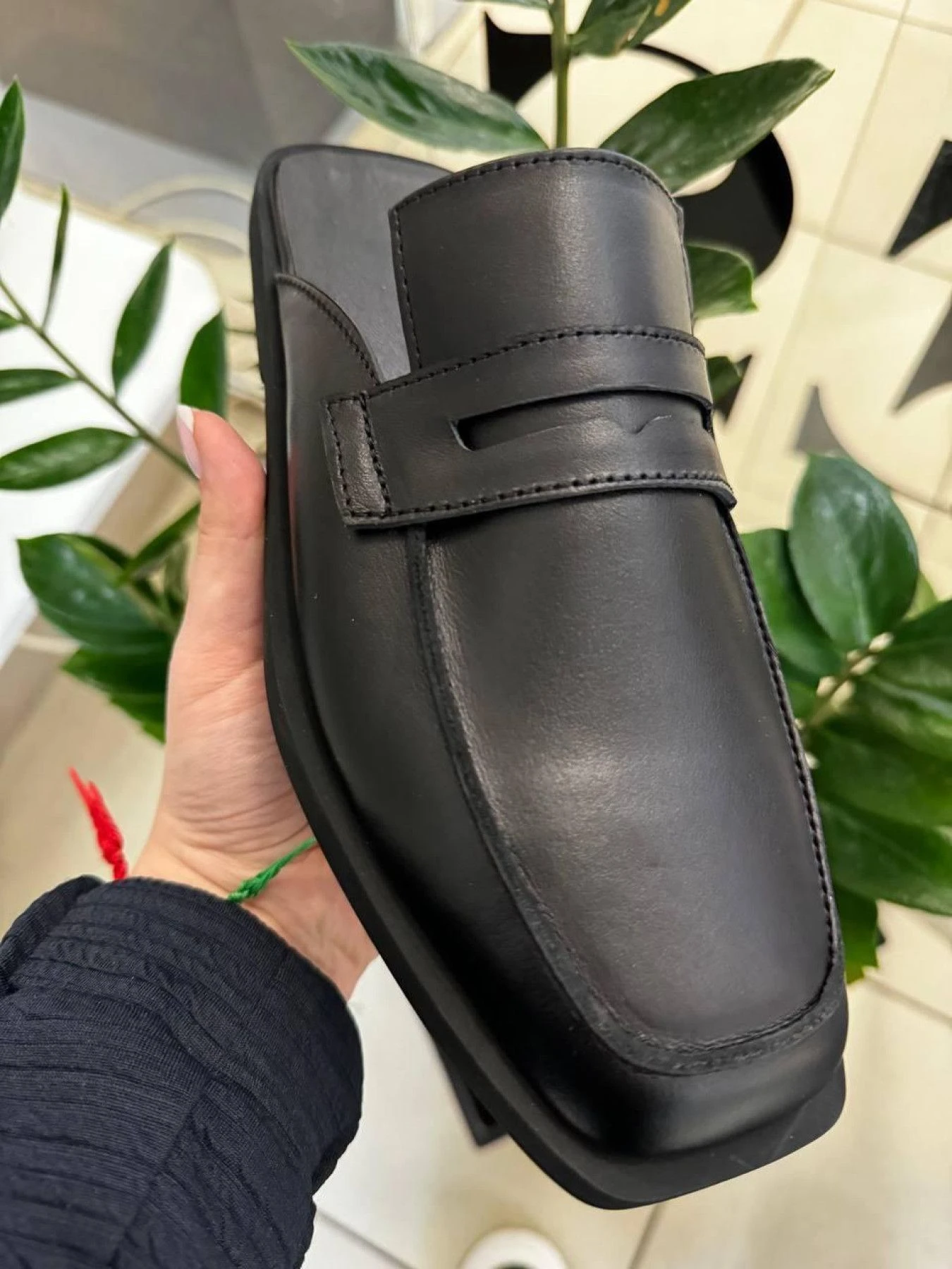 Шльопанці 105.store модель P_186320-S39_186337 Шльопанці 105.store модель P_186320-S39_186337 Фото