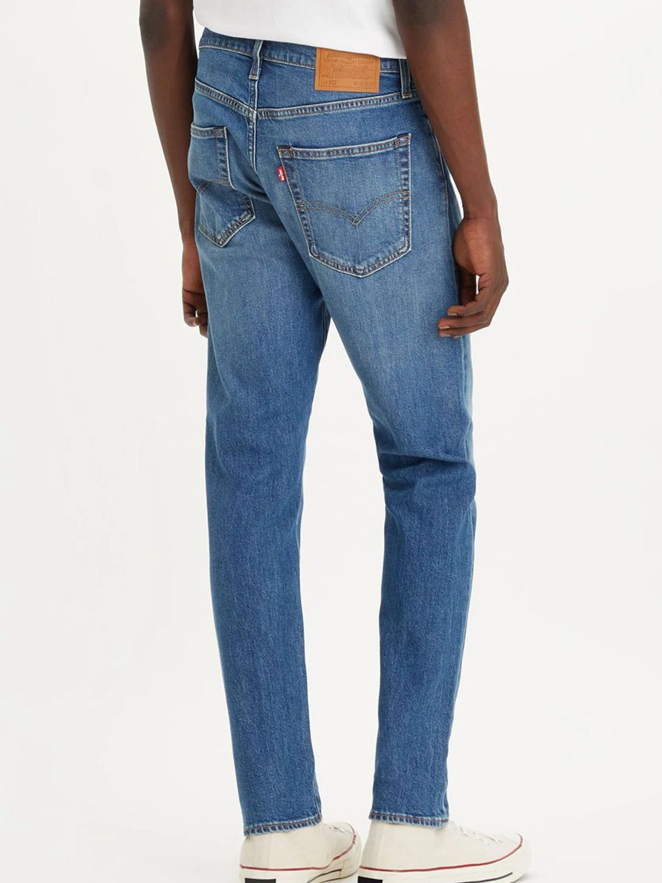Джинсы Levi's модель 28833;1155 Фото