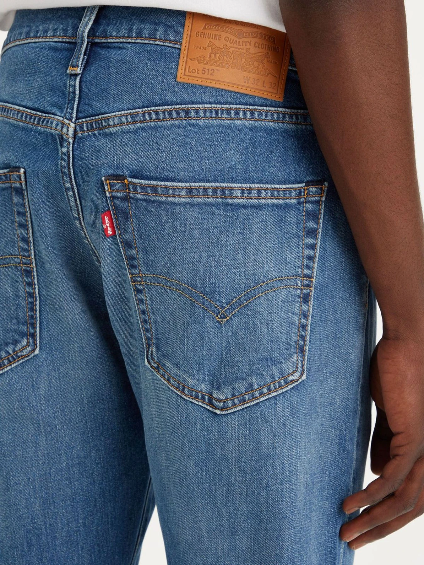 Джинсы Levi's модель 28833;1155 Фото