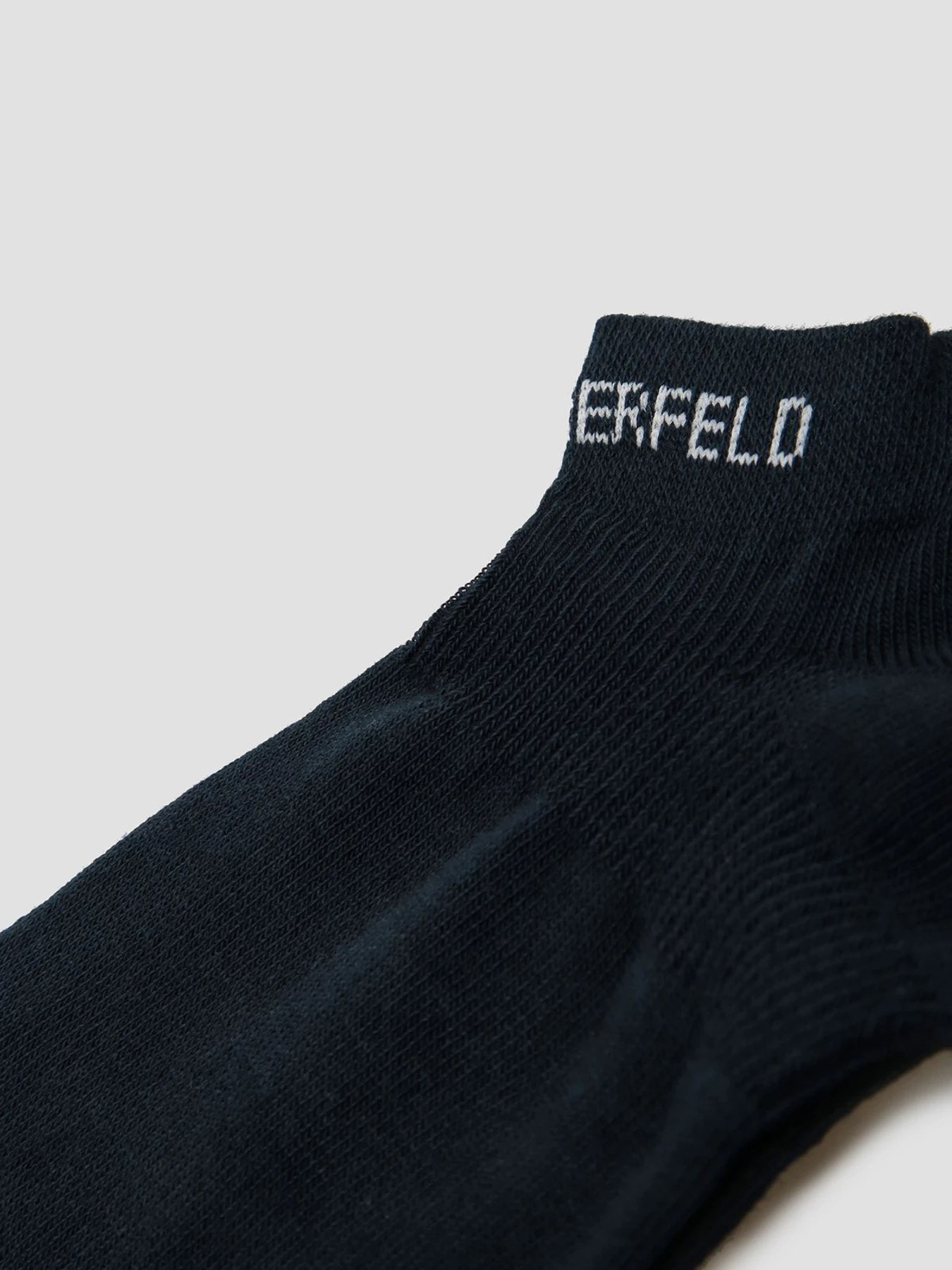 Шкарпетки та гольфи Karl Lagerfeld модель 511102.805505;690 Фото