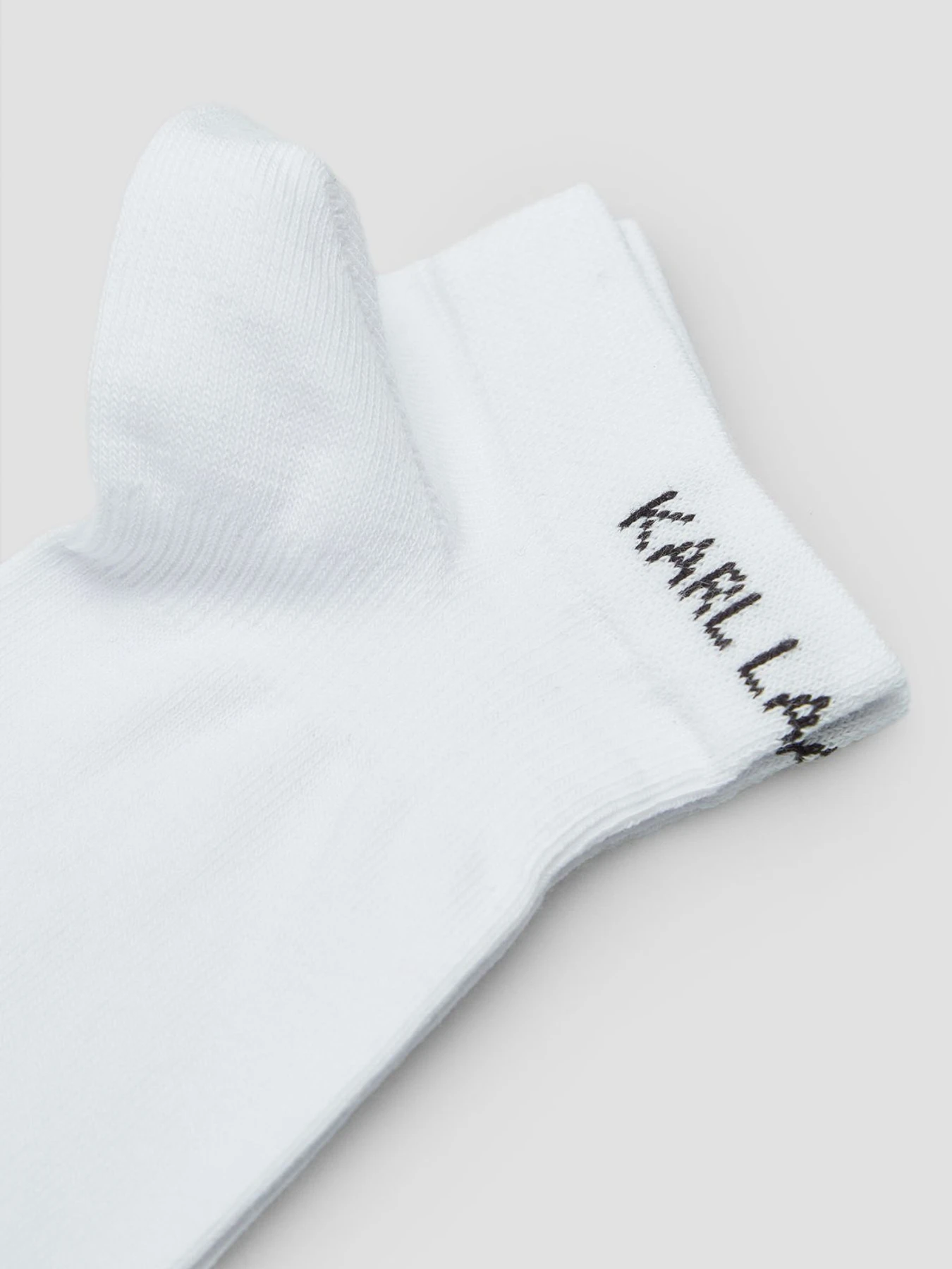 Носки и гольфы Karl Lagerfeld модель 542102.805505;10 Носки и гольфы Karl Lagerfeld модель 542102.805505;10 Фото