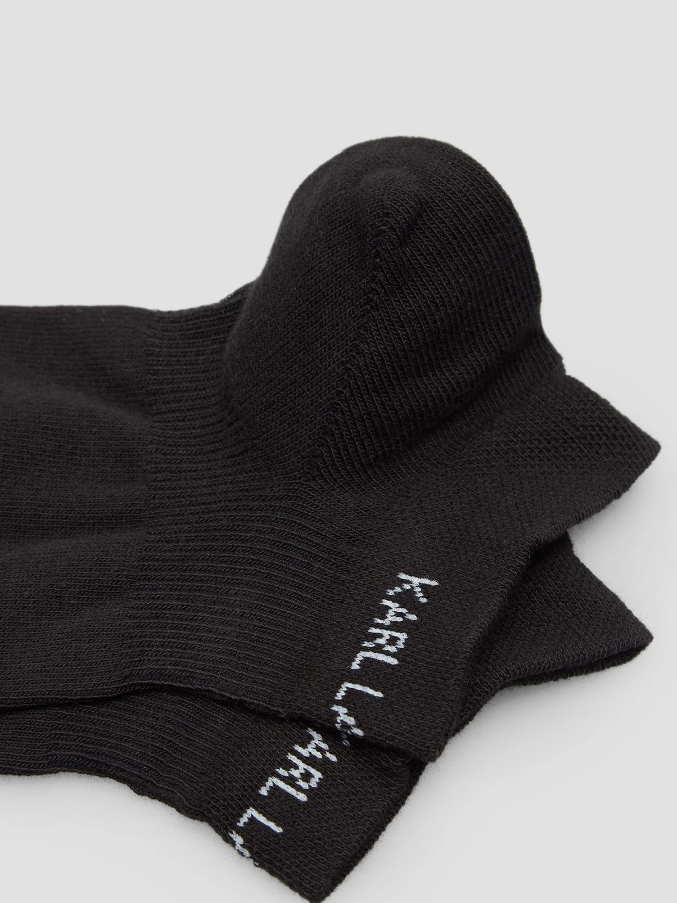 Шкарпетки та гольфи Karl Lagerfeld модель 542102.805505;990 Фото