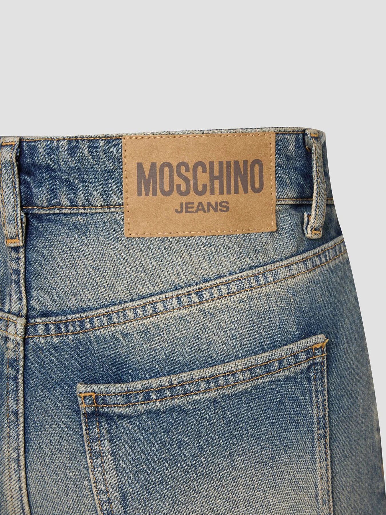 Джинсы Moschino модель A0320.8221;1329 Фото