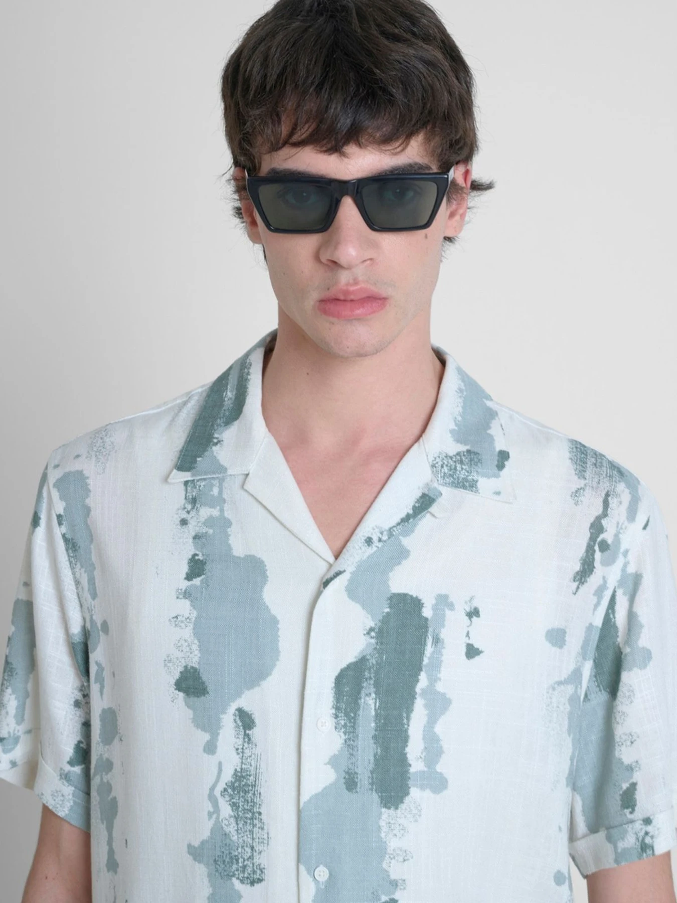 Сорочки Antony Morato модель MMSS00189.FA430645;4087 Сорочки Antony Morato модель MMSS00189.FA430645;4087 Фото