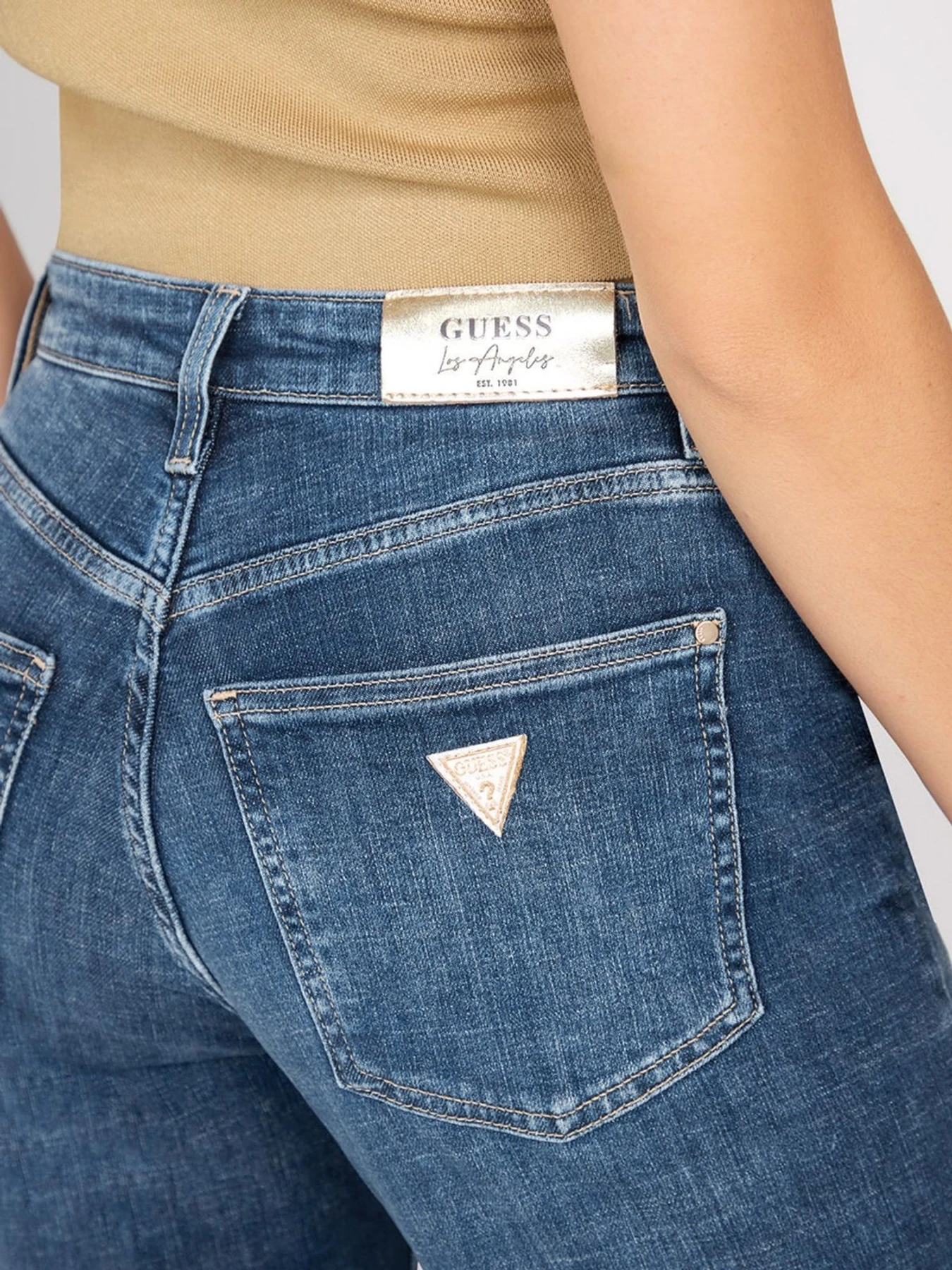 Джинсы GUESS модель W4RA33.D5921;ETSH Фото