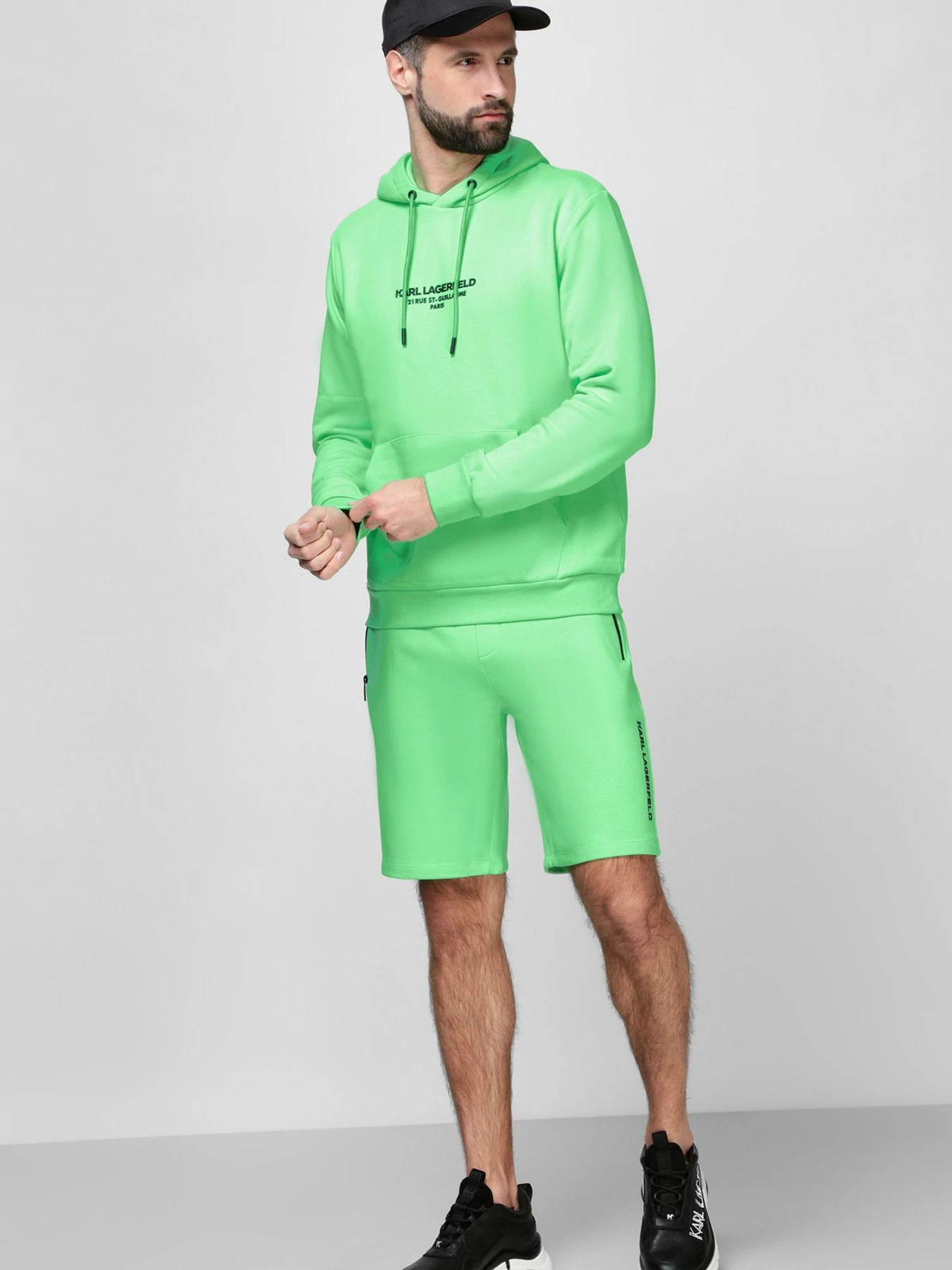 Шорти Karl Lagerfeld модель 521900.705432;520 Шорти Karl Lagerfeld модель 521900.705432;520 Фото