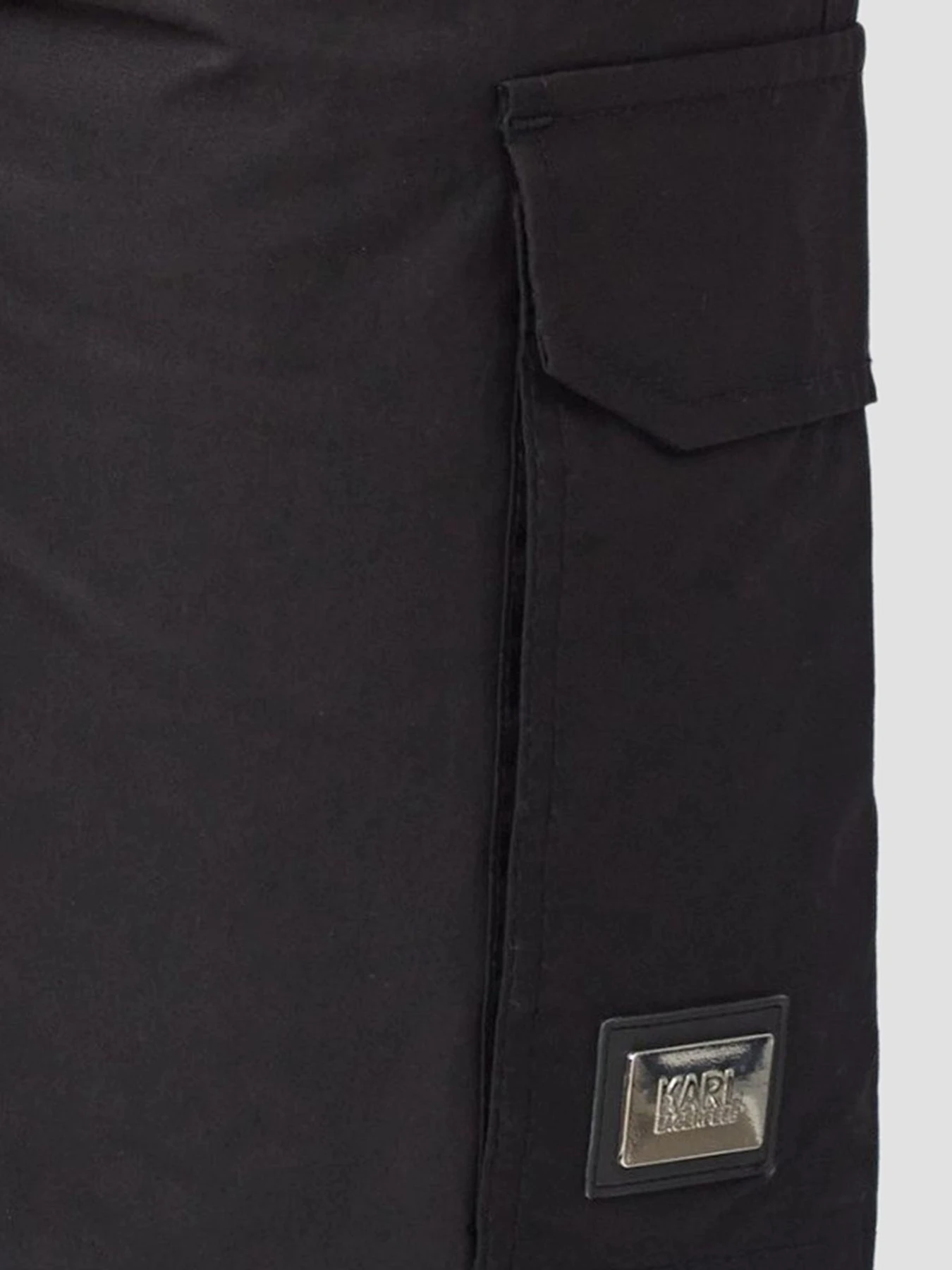 Шорти Karl Lagerfeld модель 532803.255818;990 Шорти Karl Lagerfeld модель 532803.255818;990 Фото