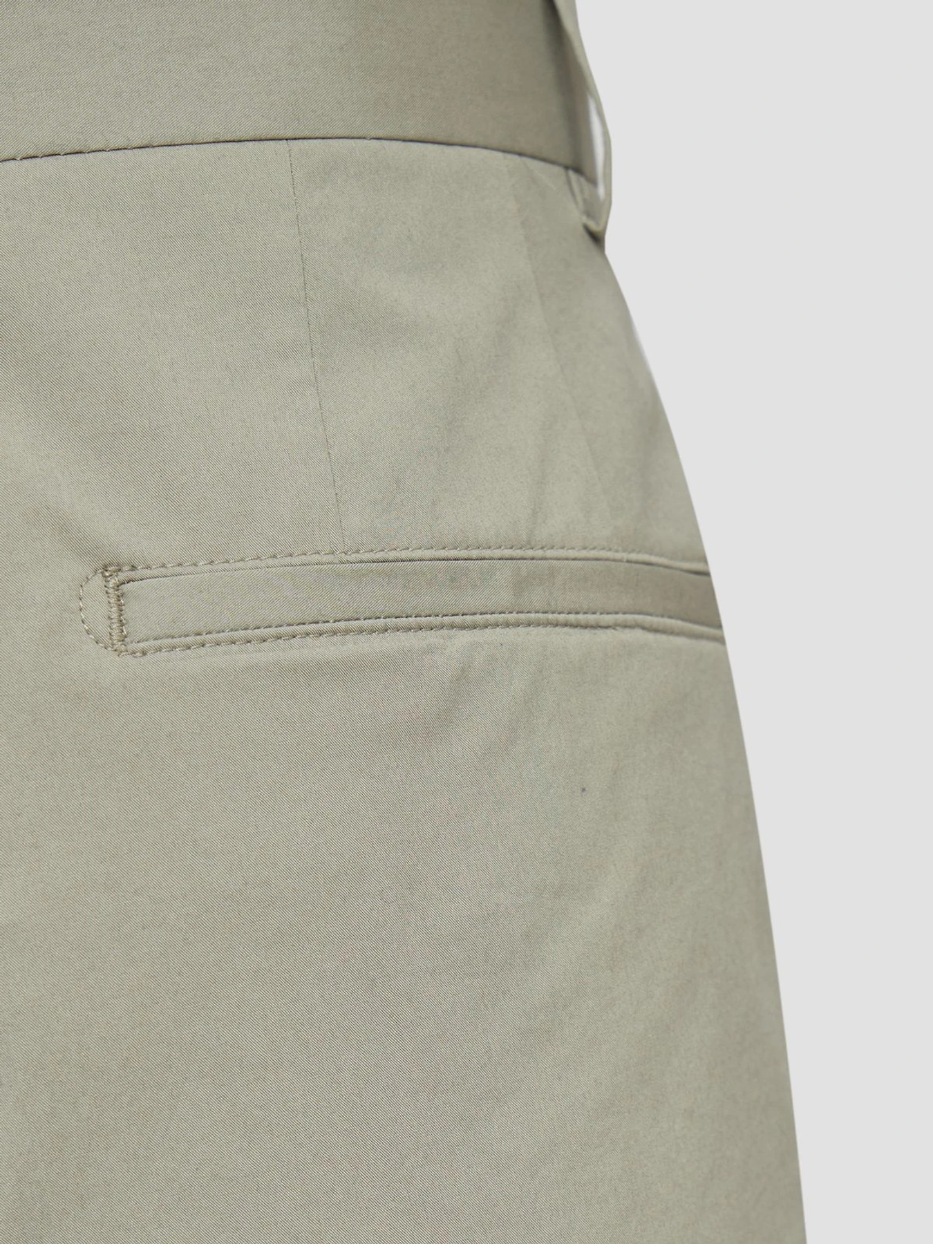 Шорты Karl Lagerfeld модель 562038.255089;420 Фото