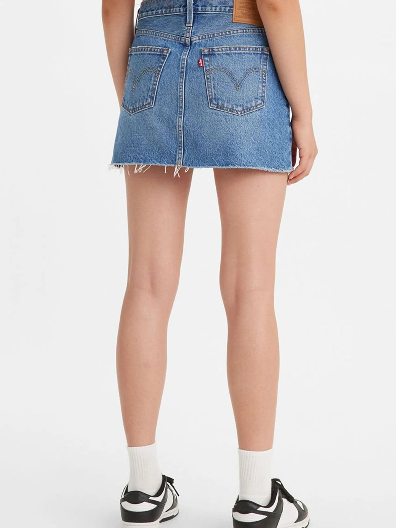 Юбки Levi's модель A4694;0002 Фото