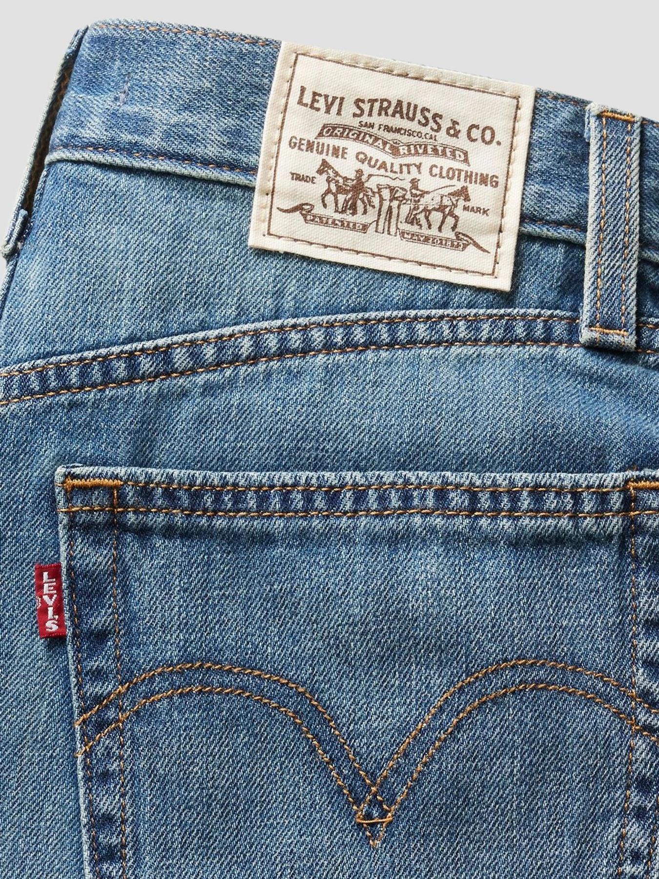 Шорты Levi's модель A9311;0017 Шорты Levi's модель A9311;0017 Фото
