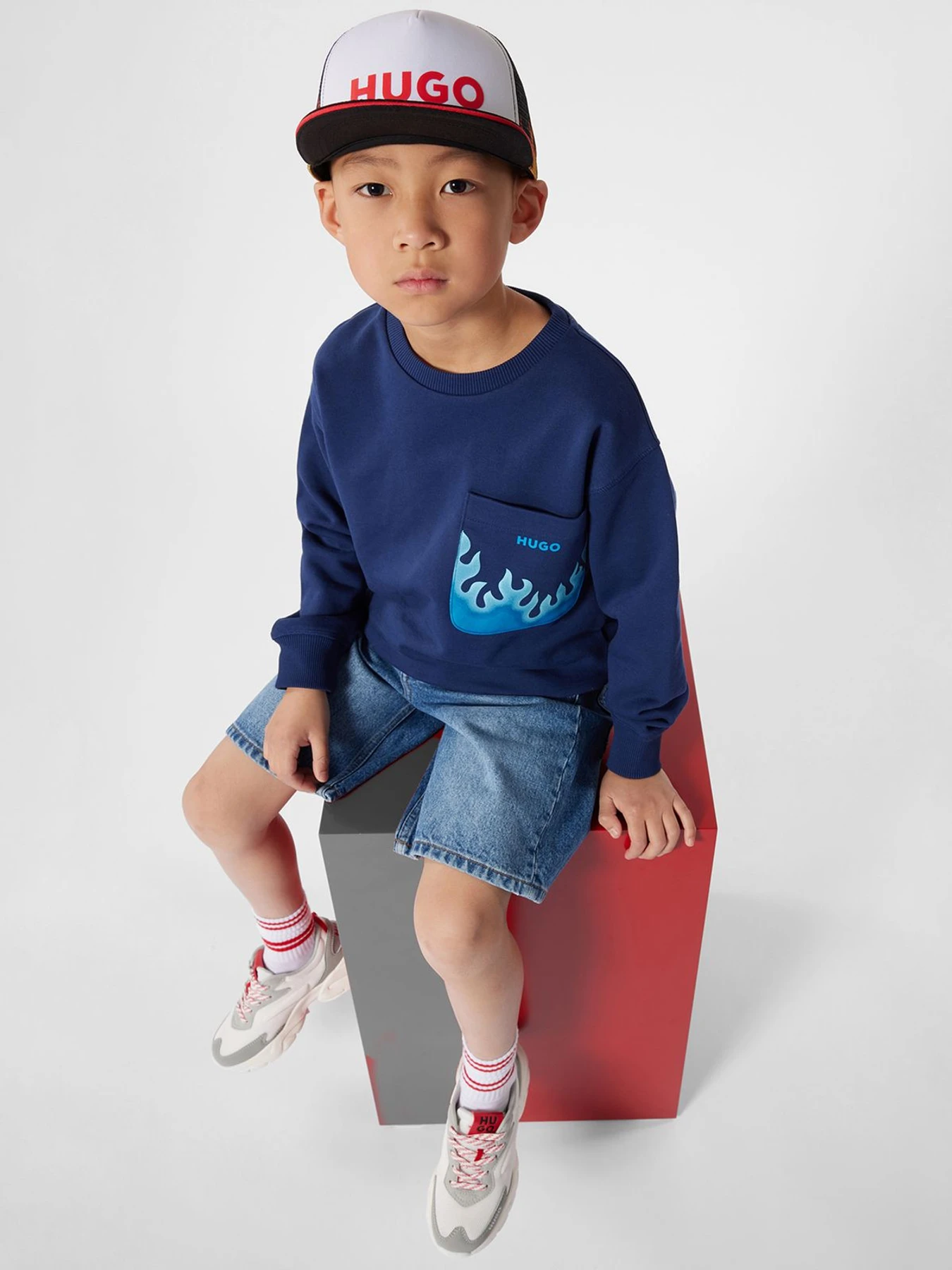 Шорты HUGO Kids модель G00040;Z25 Фото