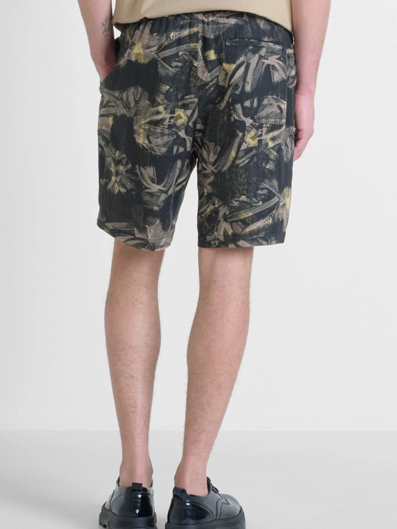 Шорти Antony Morato модель MMSH00222.FA430638;9000 Фото