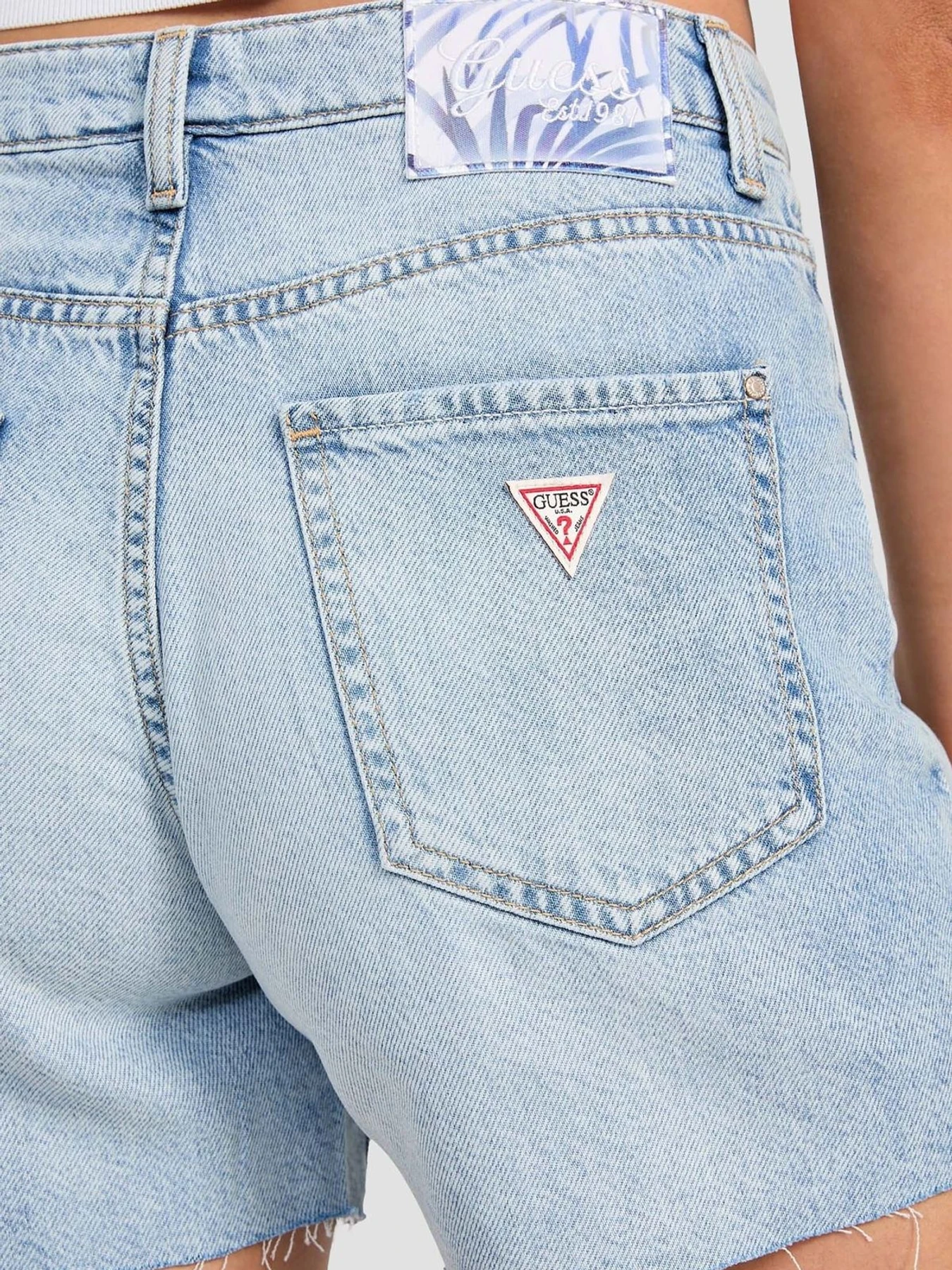 Шорты GUESS модель W5GD74.D5B96;MRCA Шорты GUESS модель W5GD74.D5B96;MRCA Фото
