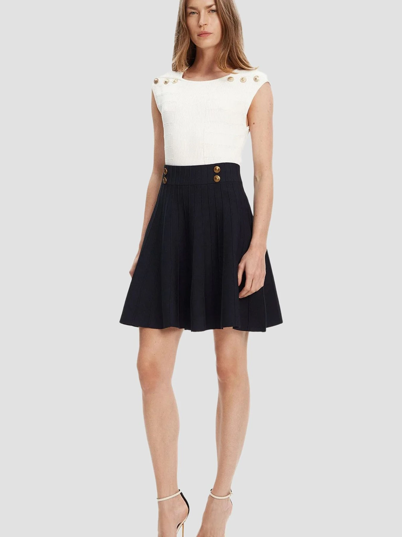 Юбки GUESS модель W5YD65.Z0130;G7V2 Юбки GUESS модель W5YD65.Z0130;G7V2 Фото
