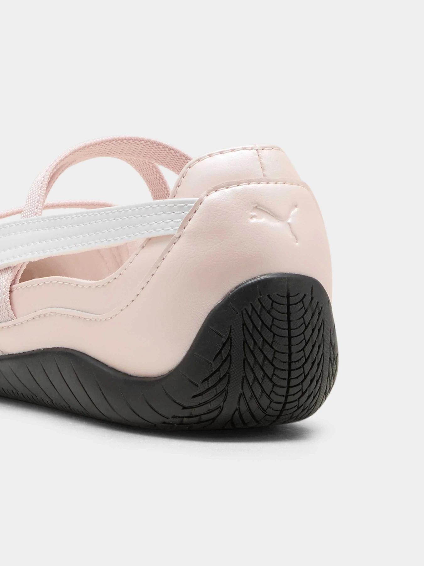 Туфли и лоферы PUMA Speedcat Ballet Metallic Wns модель 401581 Туфли и лоферы PUMA Speedcat Ballet Metallic Wns модель 401581 Фото