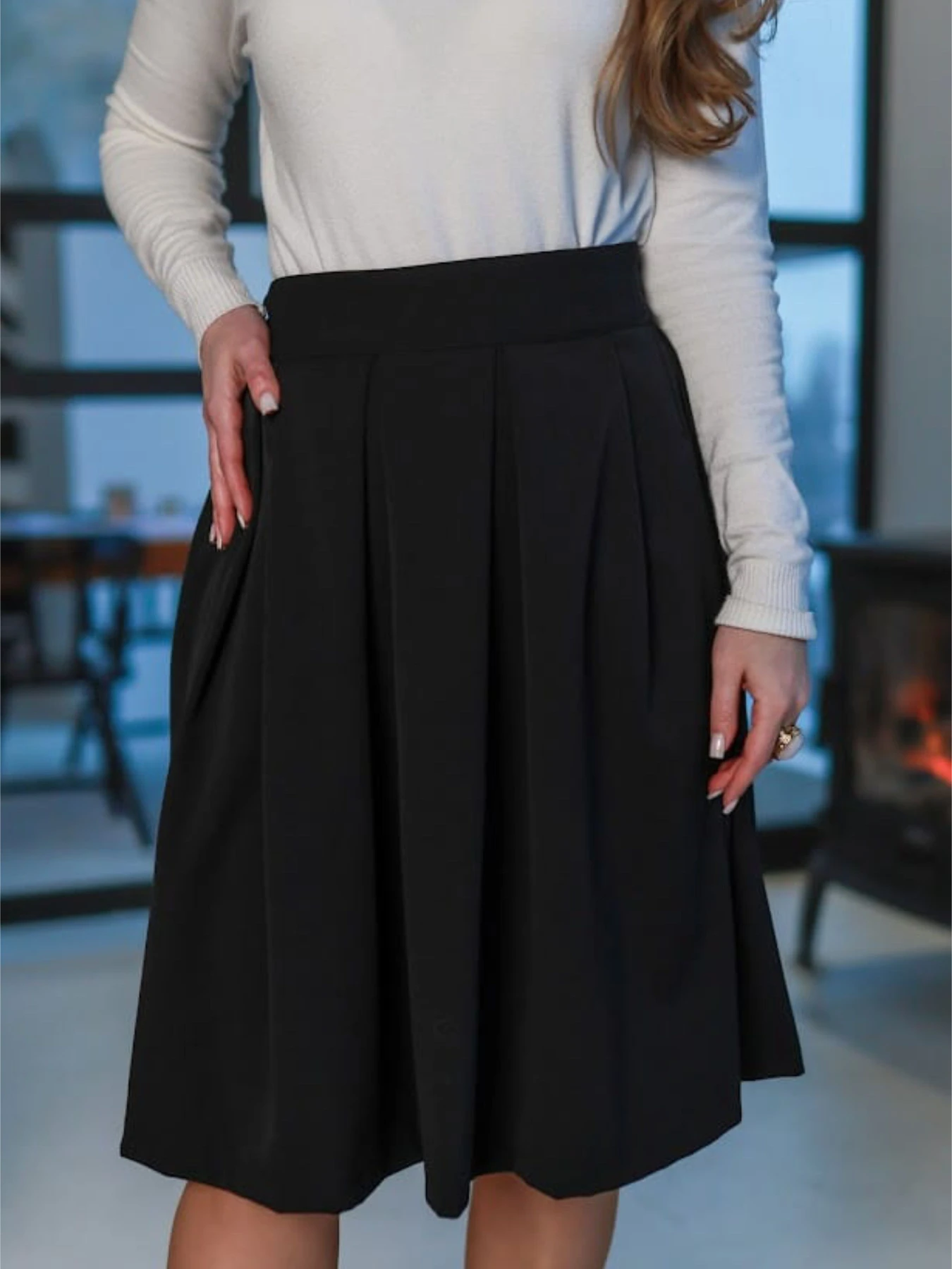 Юбки LadyLike модель ll72600010-chornij Юбки LadyLike модель ll72600010-chornij Фото