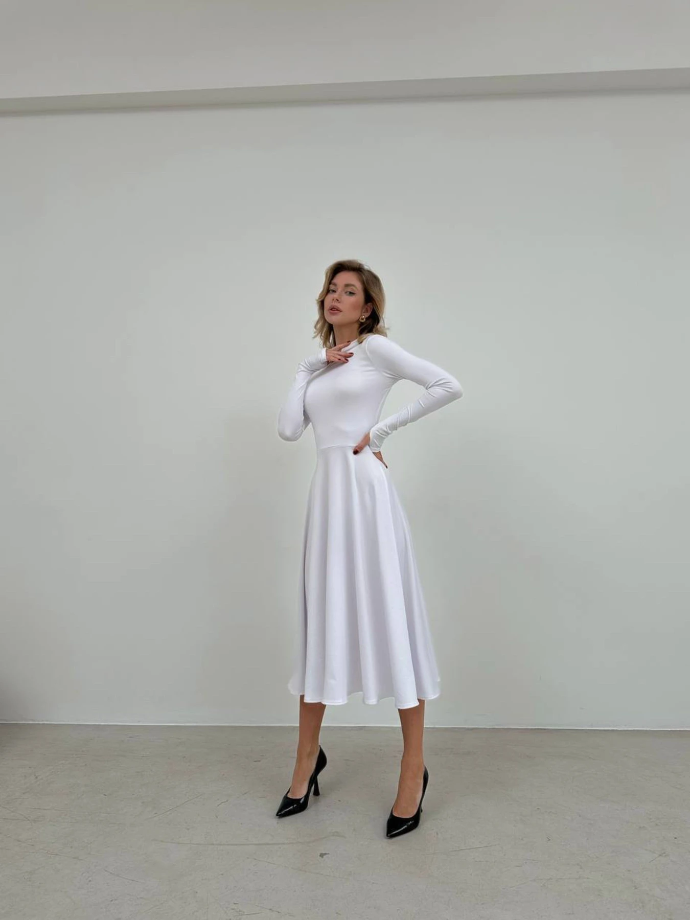 Платья Uaclothes модель like16373-belj Платья Uaclothes модель like16373-belj Фото