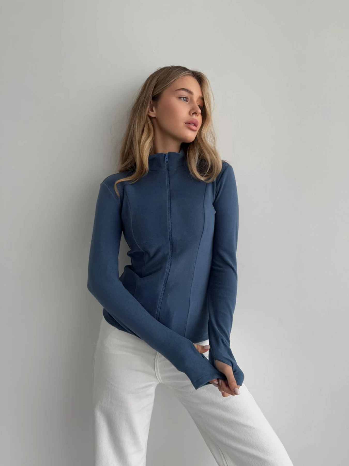 Худи и свитшоты Uaclothes модель like16011-sinij Худи и свитшоты Uaclothes модель like16011-sinij Фото