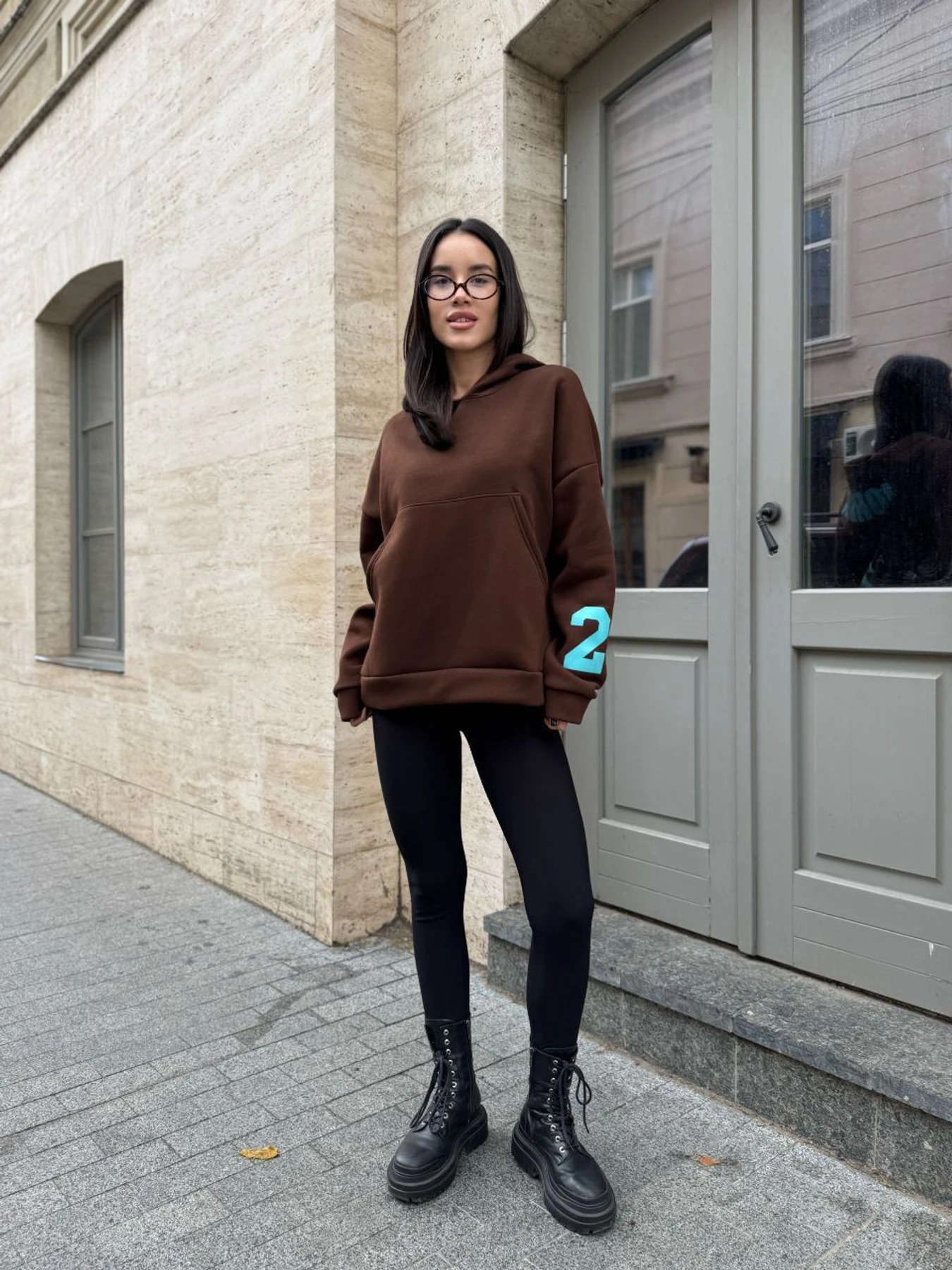 Худи и свитшоты Uaclothes модель like15923-korichnevj Худи и свитшоты Uaclothes модель like15923-korichnevj Фото