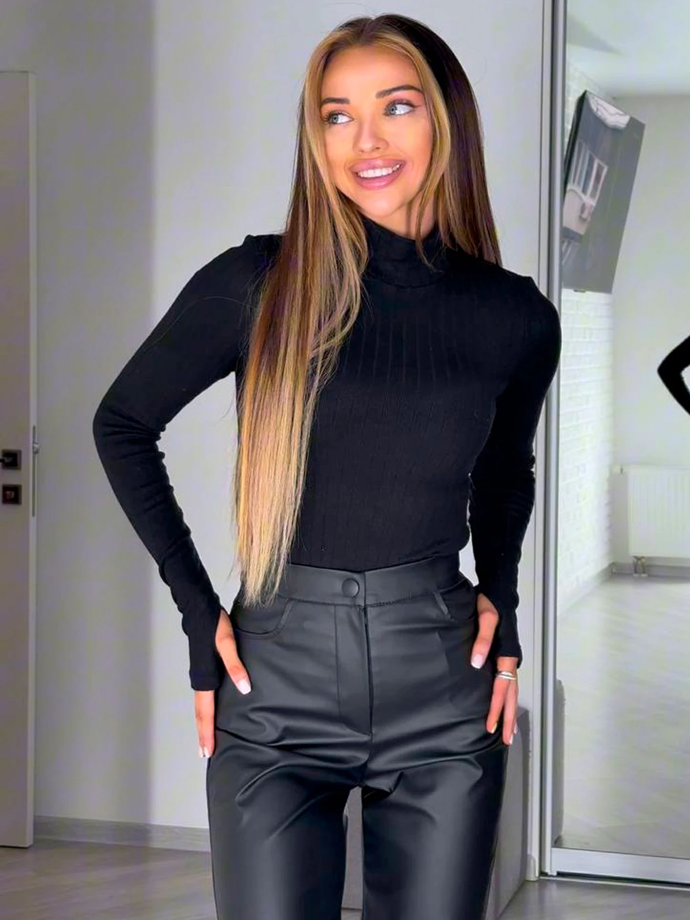 Боди и корсеты Uaclothes модель like15537-chernj Боди и корсеты Uaclothes модель like15537-chernj Фото