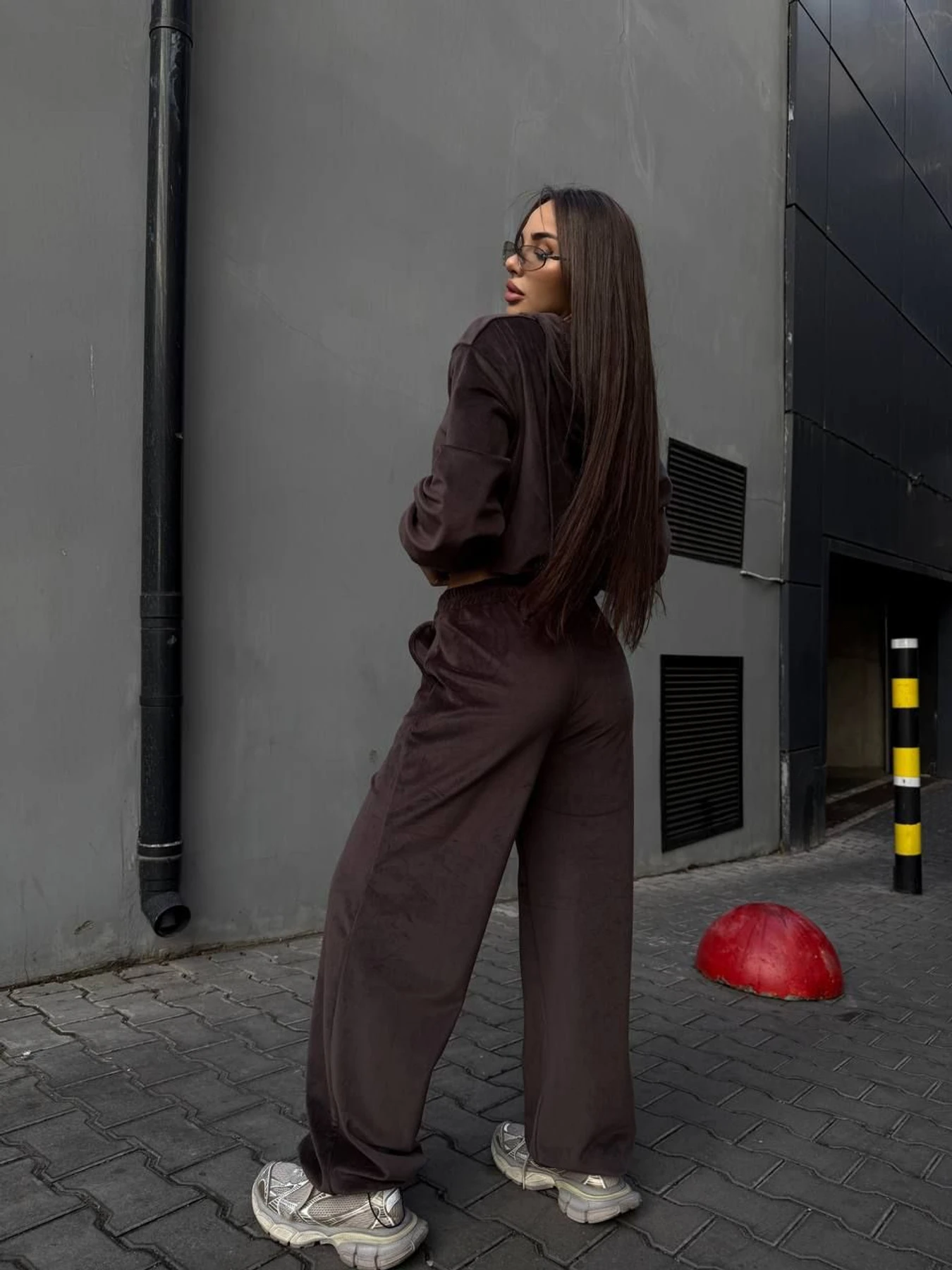 Костюмы Uaclothes модель like15472-kofejnij Костюмы Uaclothes модель like15472-kofejnij Фото