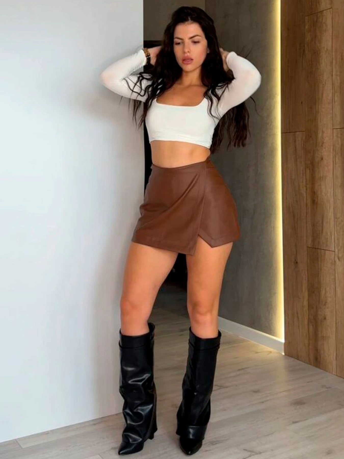 Спідниці Uaclothes модель like15087-korichnevj Спідниці Uaclothes модель like15087-korichnevj Фото
