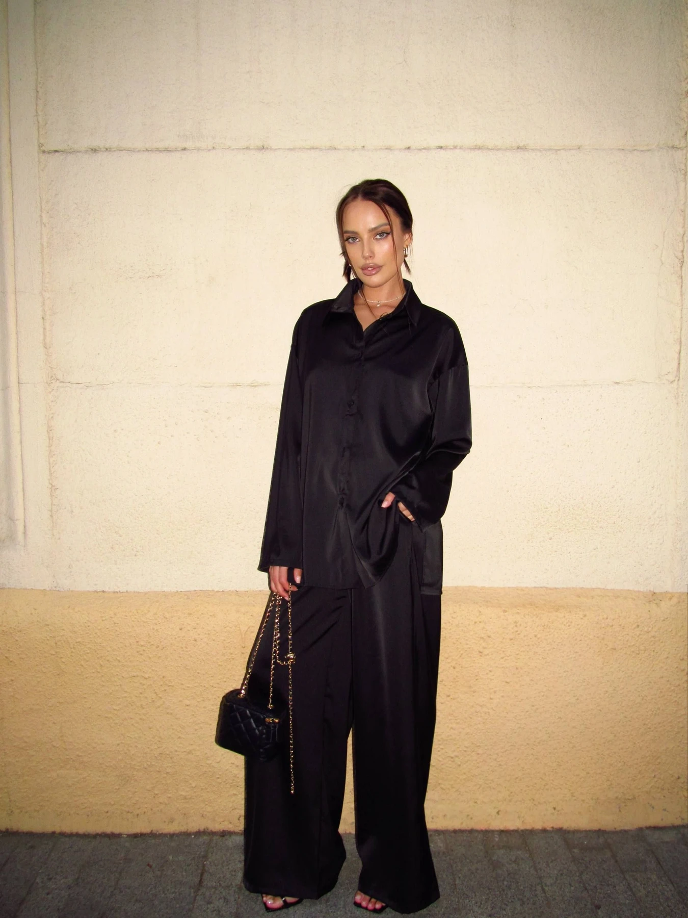 Костюми Uaclothes модель like14981-chernj Костюми Uaclothes модель like14981-chernj Фото