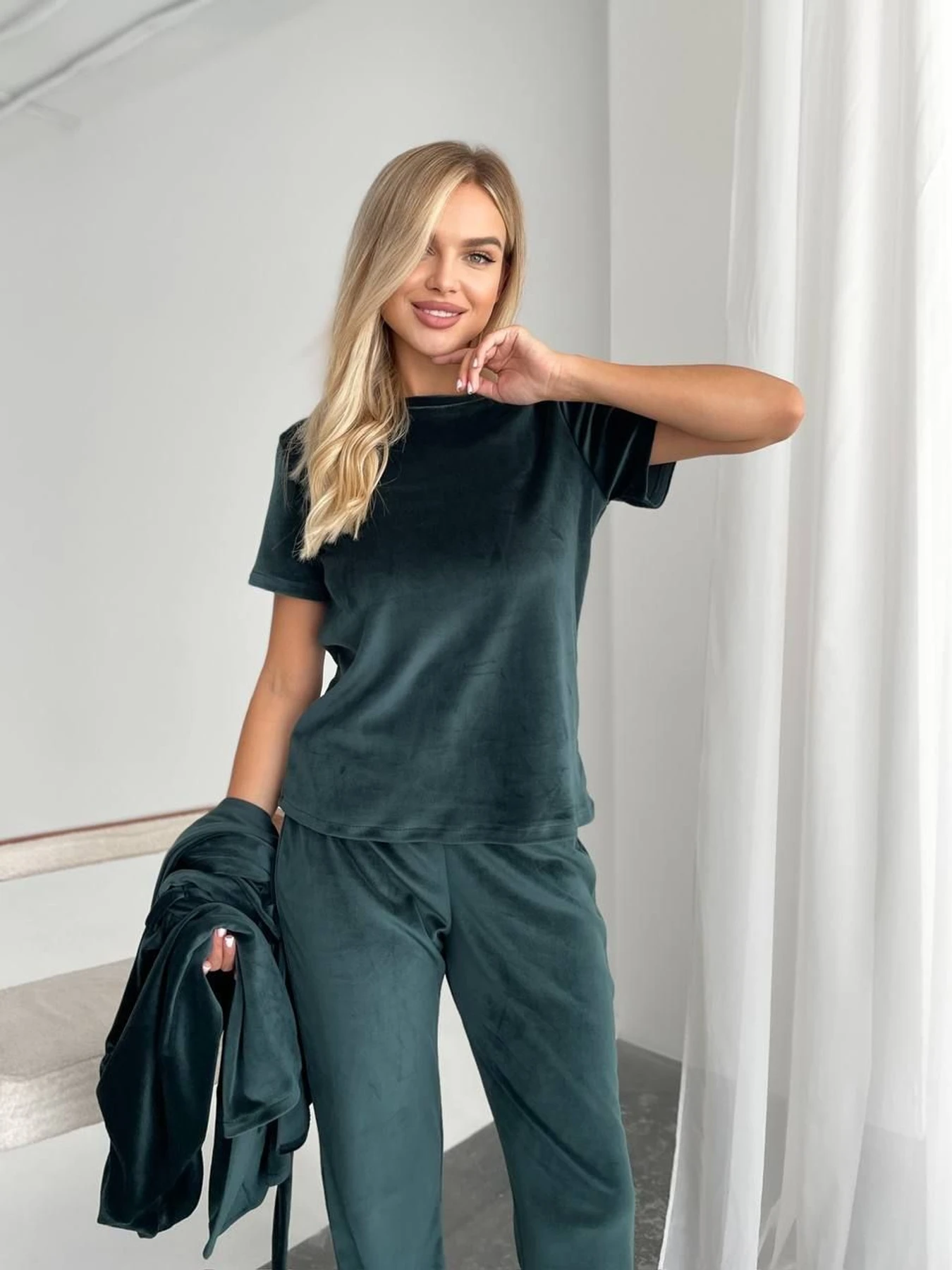 Одежда для дома и сна Uaclothes модель like14945-izumrudnj Одежда для дома и сна Uaclothes модель like14945-izumrudnj Фото