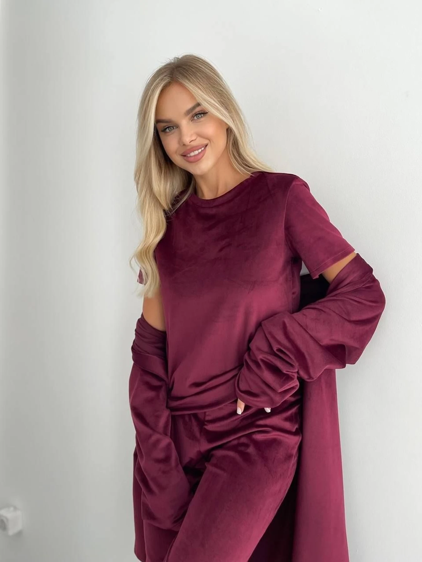 Одежда для дома и сна Uaclothes модель like14945-bordovj Одежда для дома и сна Uaclothes модель like14945-bordovj Фото