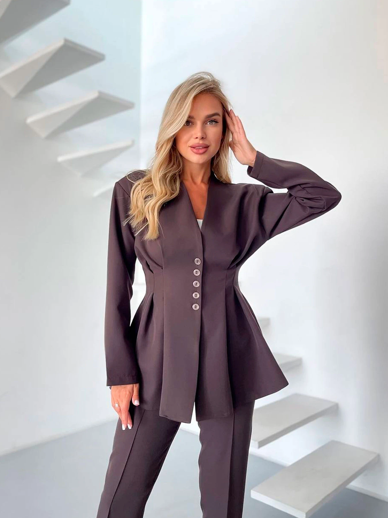 Костюмы Uaclothes модель like14873-korichnevj Костюмы Uaclothes модель like14873-korichnevj Фото