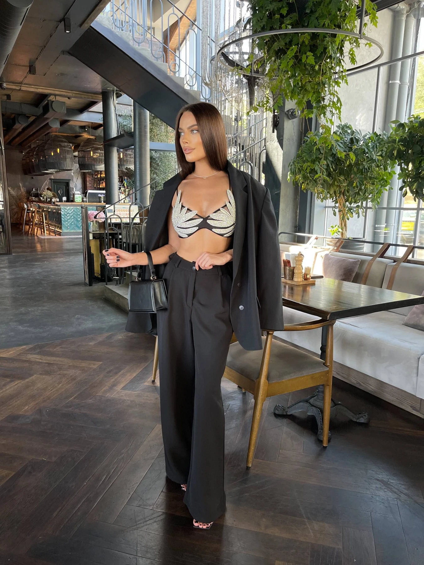Брюки Uaclothes модель like14860-chernj Брюки Uaclothes модель like14860-chernj Фото