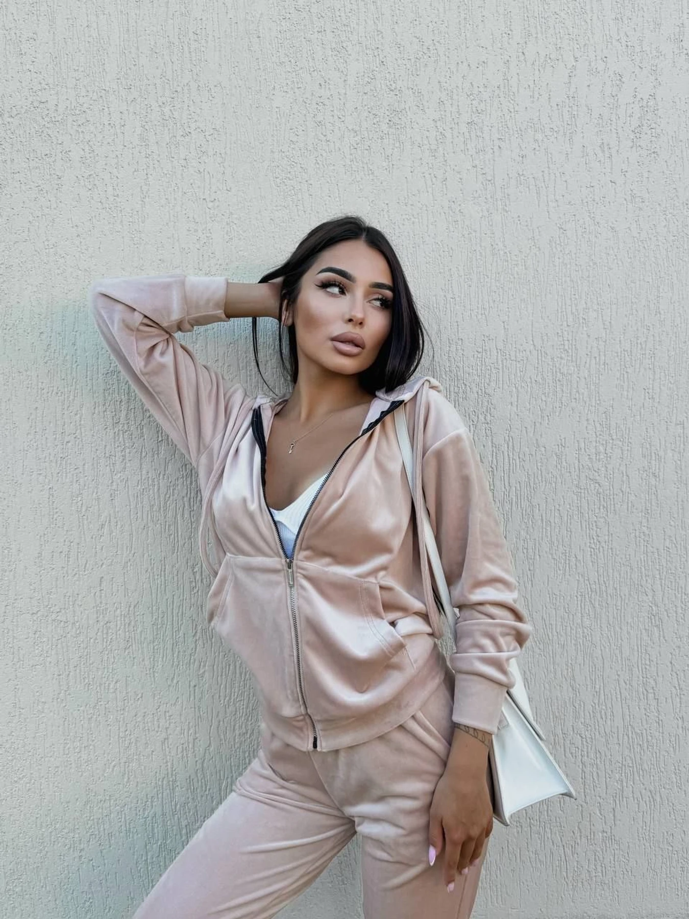 Костюми Uaclothes модель like14642-bezhevj Костюми Uaclothes модель like14642-bezhevj Фото