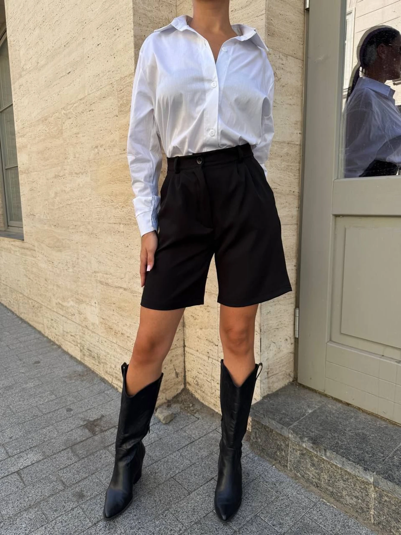 Шорти Uaclothes модель like14557-chernj Шорти Uaclothes модель like14557-chernj Фото