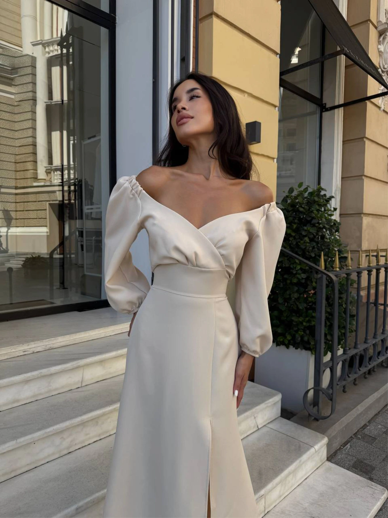 Сукні Uaclothes модель like14549-bezhevj Сукні Uaclothes модель like14549-bezhevj Фото