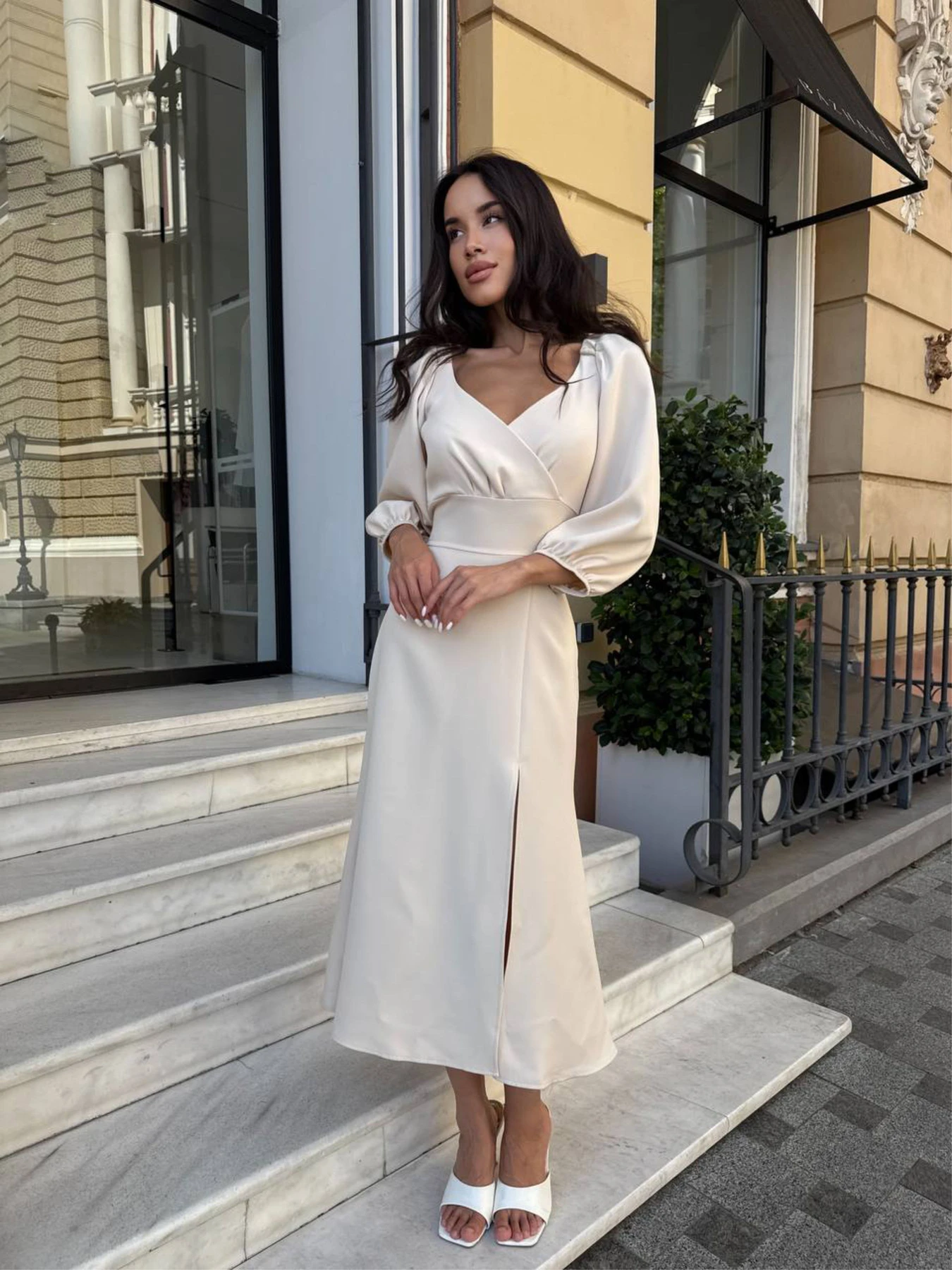 Сукні Uaclothes модель like14549-bezhevj Сукні Uaclothes модель like14549-bezhevj Фото