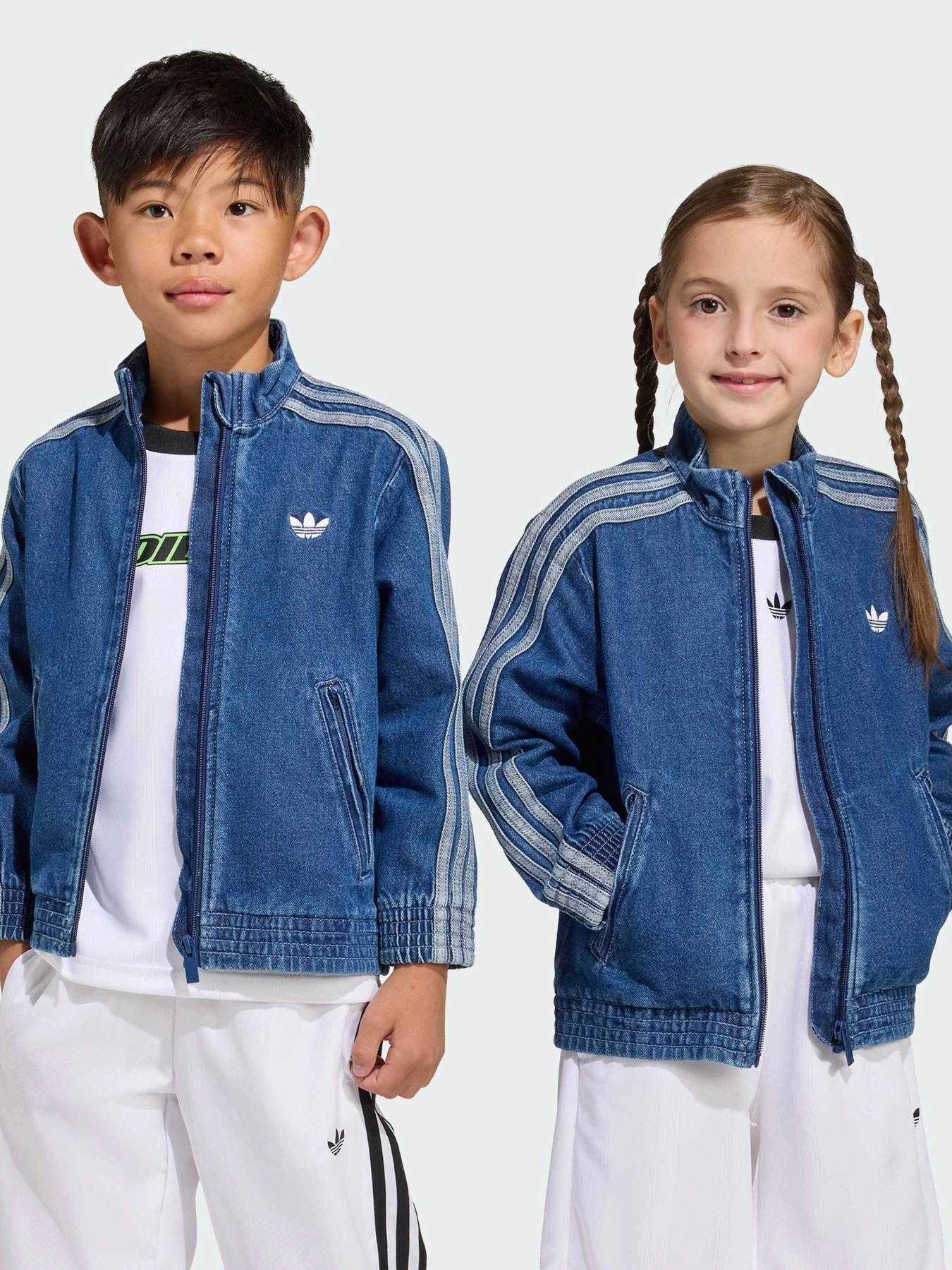 Куртки и дубленки Adidas Adicolor модель KD5801 Куртки и дубленки Adidas Adicolor модель KD5801 Фото
