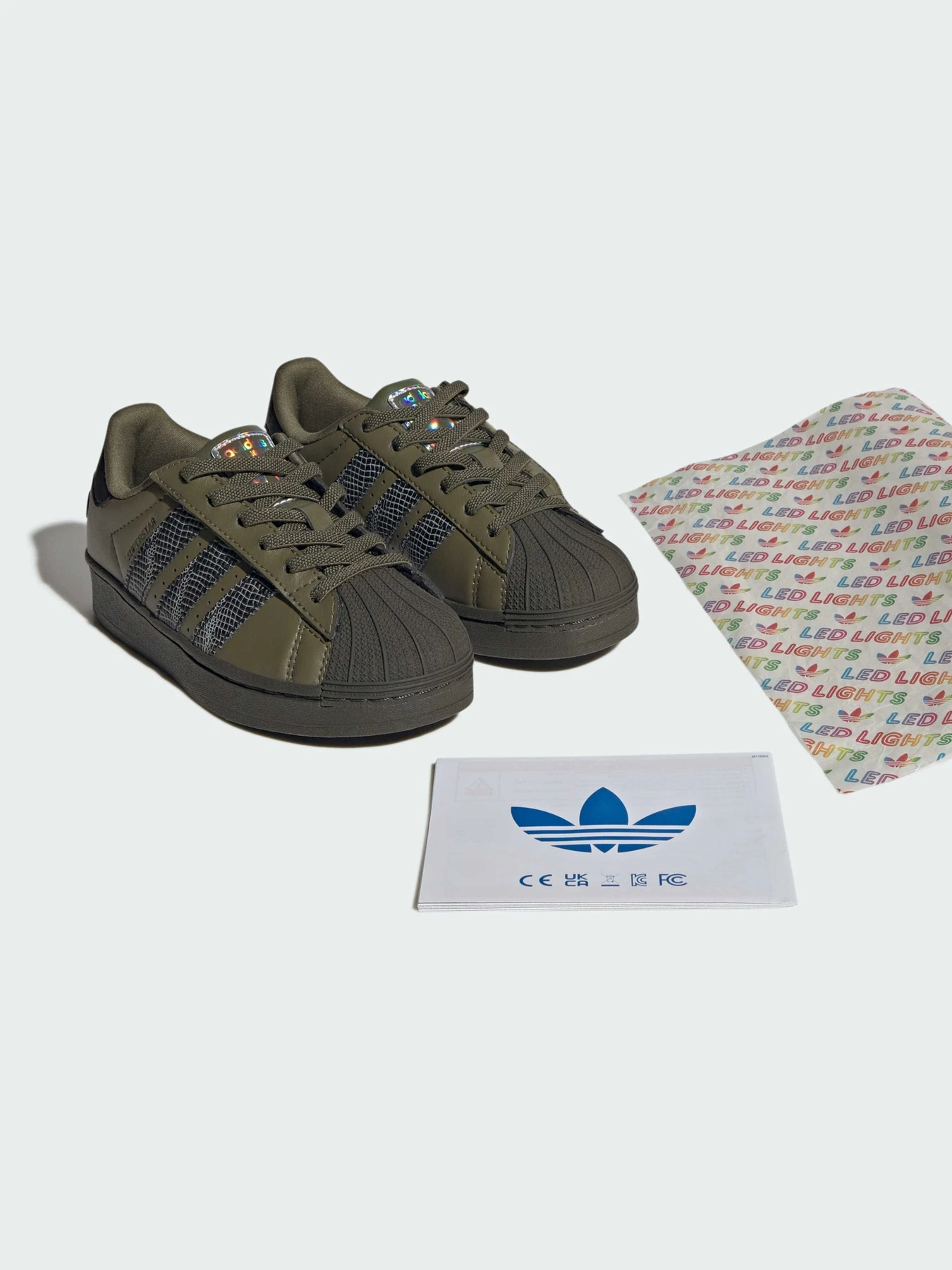 Кеди Adidas Superstar модель IH6386 Кеди Adidas Superstar модель IH6386 Фото