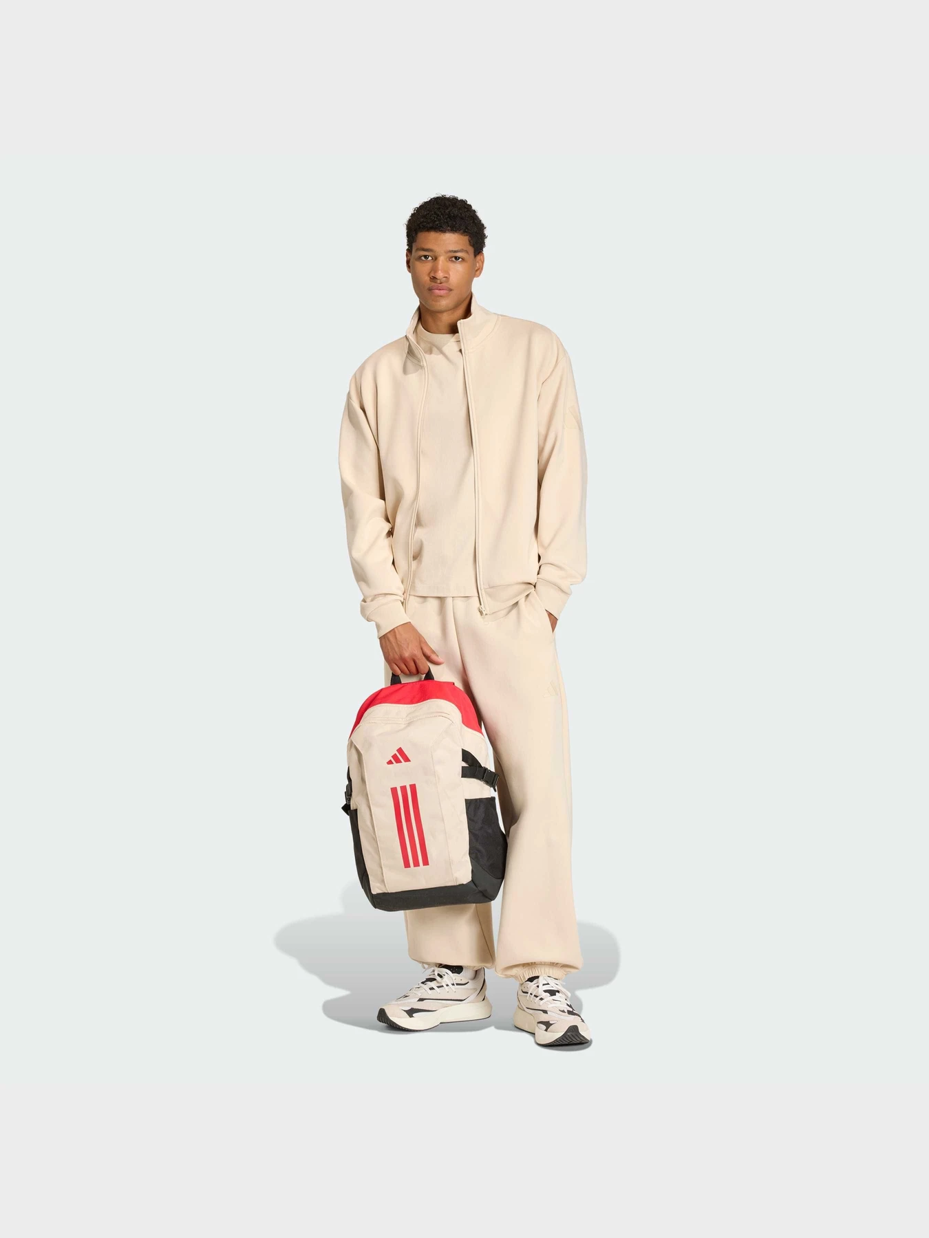 Футболки и поло Adidas модель KE5899 Футболки и поло Adidas модель KE5899 Фото