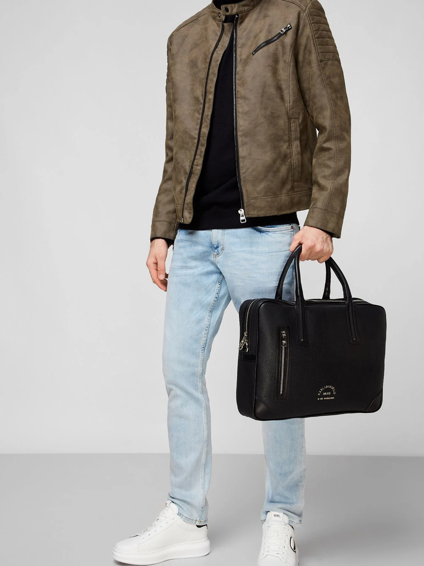 Сумки Karl Lagerfeld модель 502451.815902;990 Сумки Karl Lagerfeld модель 502451.815902;990 Фото
