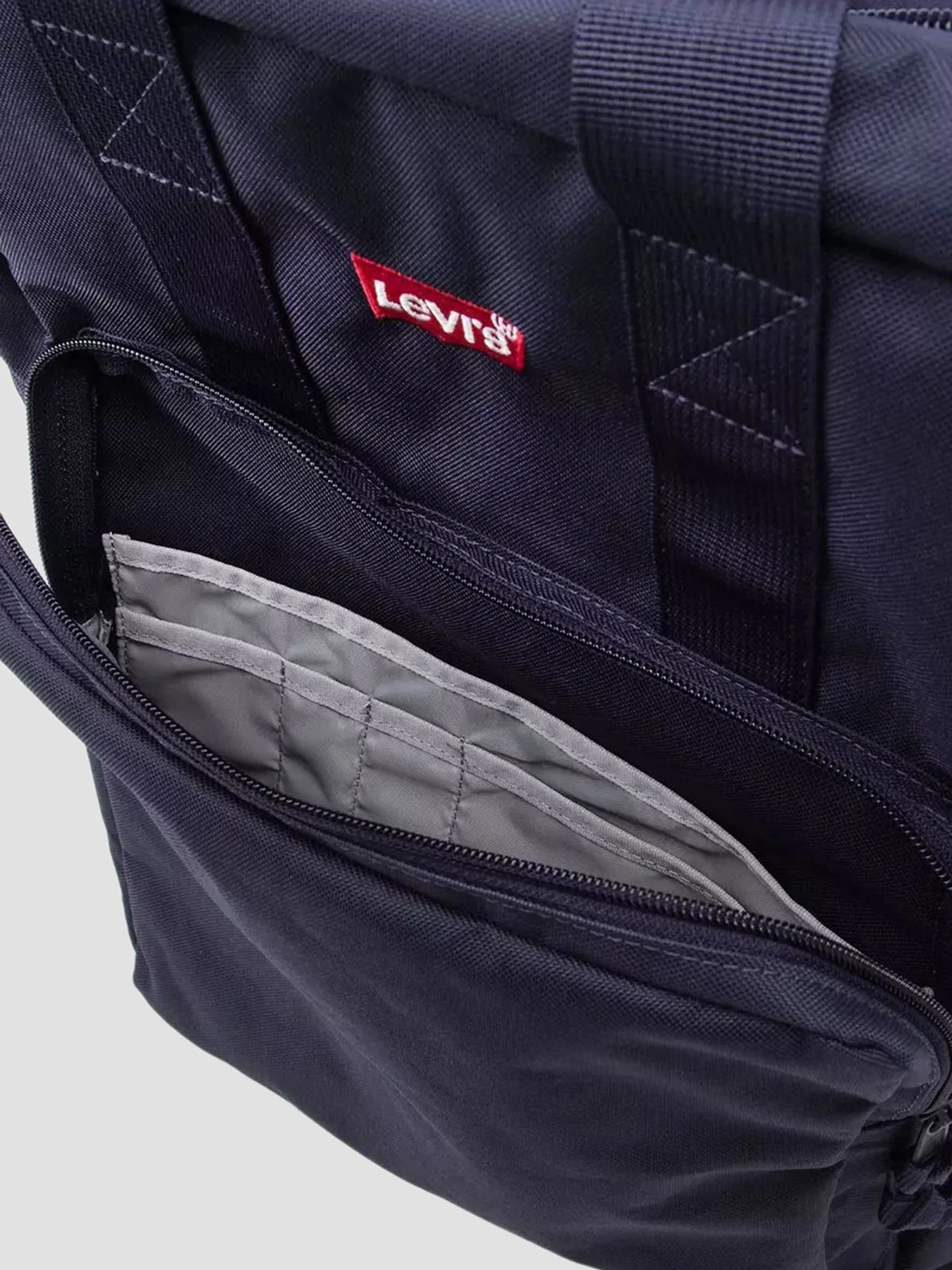Рюкзаки Levi's модель D7572;0002 Рюкзаки Levi's модель D7572;0002 Фото