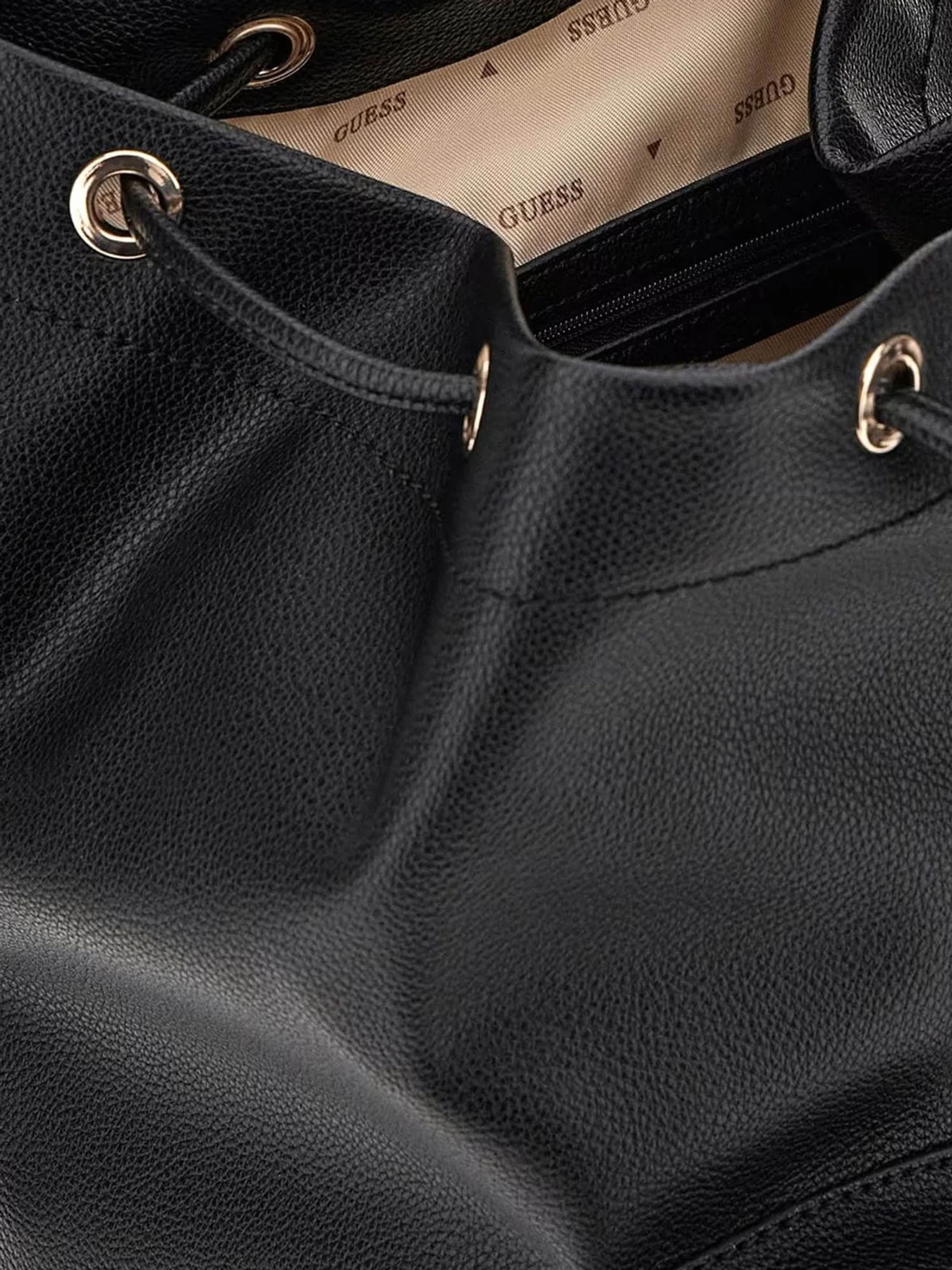 Рюкзаки GUESS модель HWBG71.18310;BLA Рюкзаки GUESS модель HWBG71.18310;BLA Фото