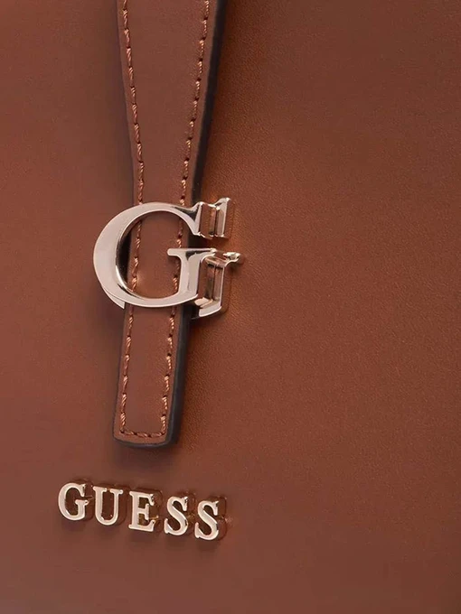 GUESS Шолдер бег колір коричневий фото 3