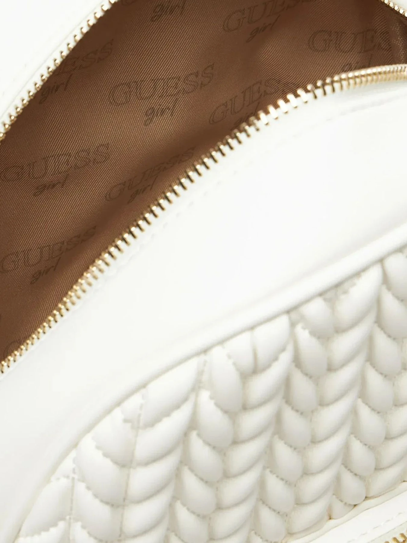 Рюкзаки GUESS Kids модель J5YZ10.WHEG0;G012 Рюкзаки GUESS Kids модель J5YZ10.WHEG0;G012 Фото