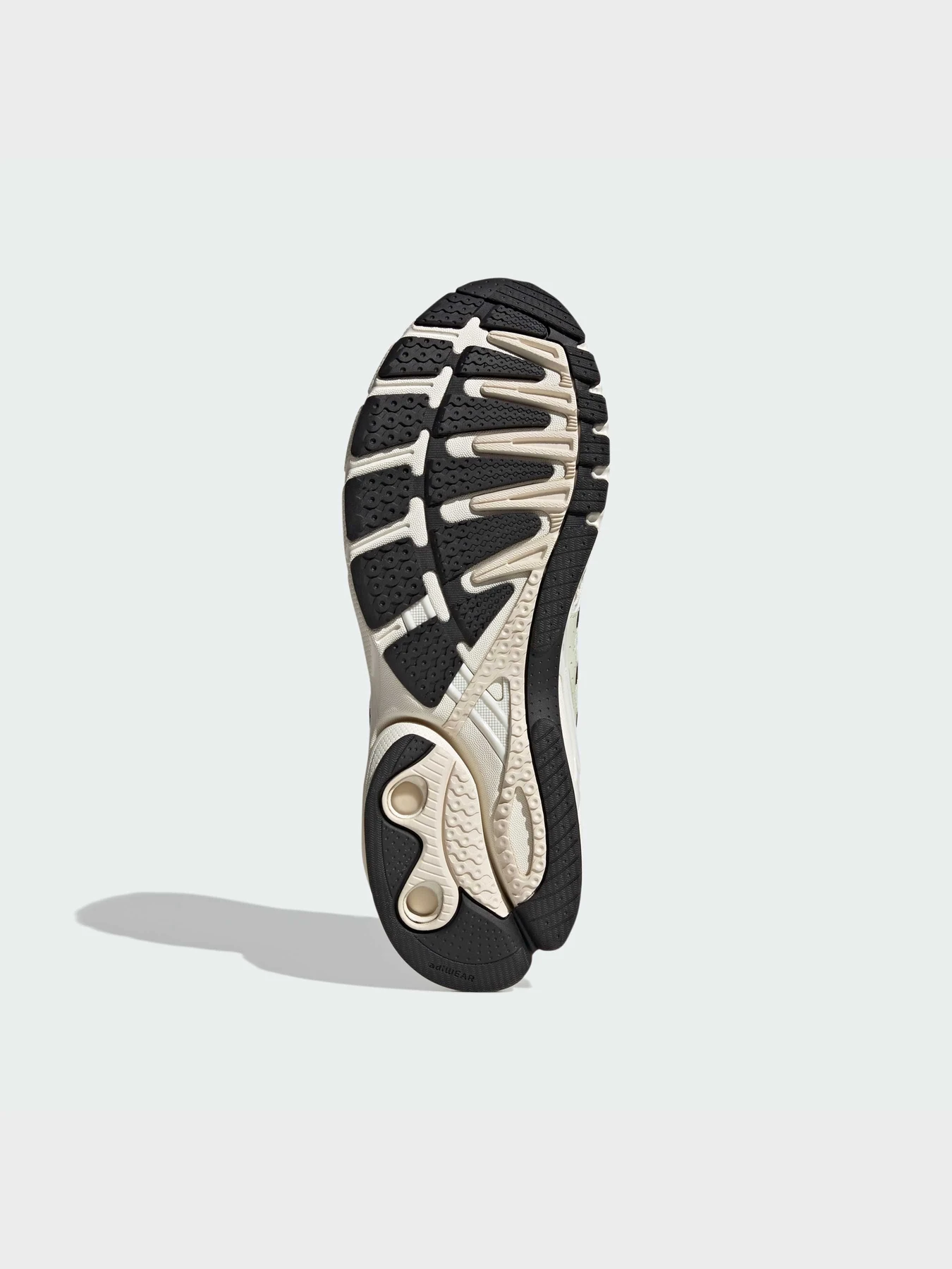 Кроссовки Adidas модель KI6152 Кроссовки Adidas модель KI6152 Фото