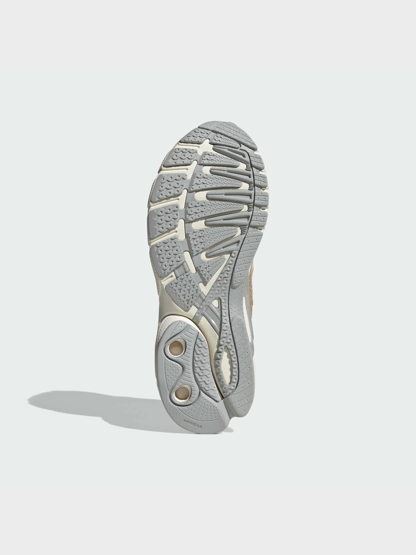 Кроссовки Adidas модель IH1799 Кроссовки Adidas модель IH1799 Фото