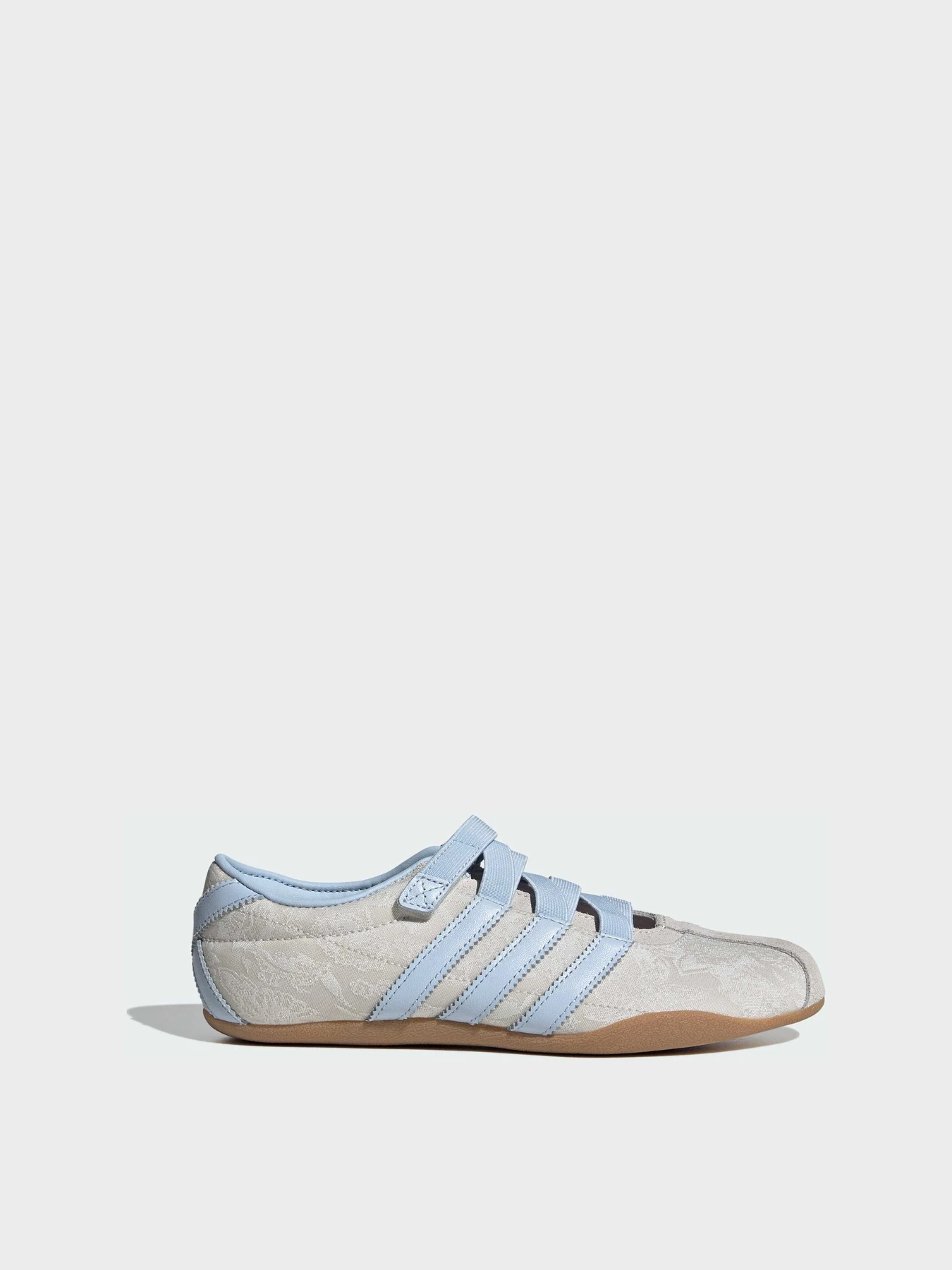 Кроссовки Adidas модель IH4532 Кроссовки Adidas модель IH4532 Фото