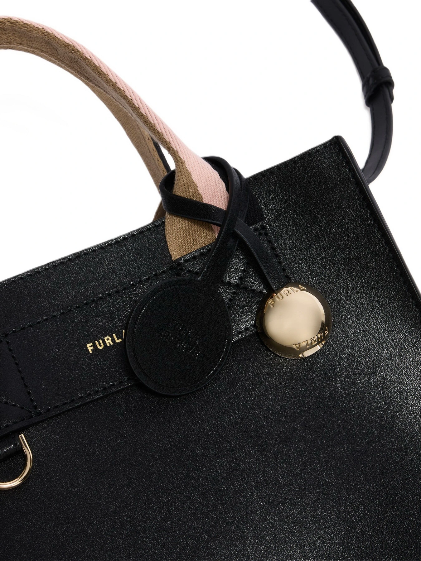Сумки Furla модель WB02038BX4467TON001007 Сумки Furla модель WB02038BX4467TON001007 Фото