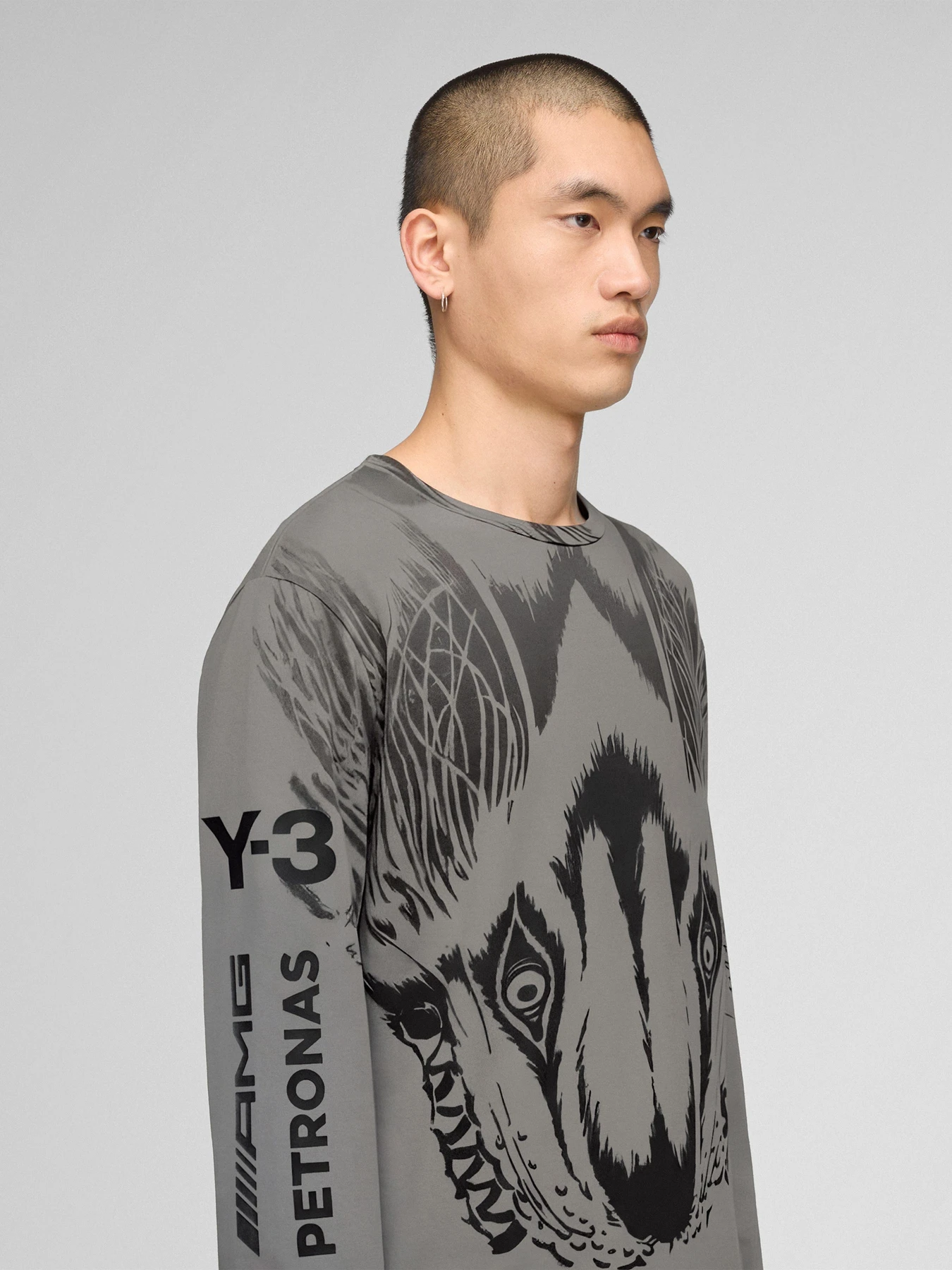 Худи и свитшоты Adidas модель KS7830 Фото