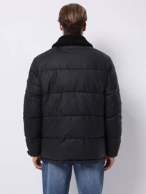 Куртки и дубленки Colin’s модель CL1076201_Q1.V1_BLK Фото